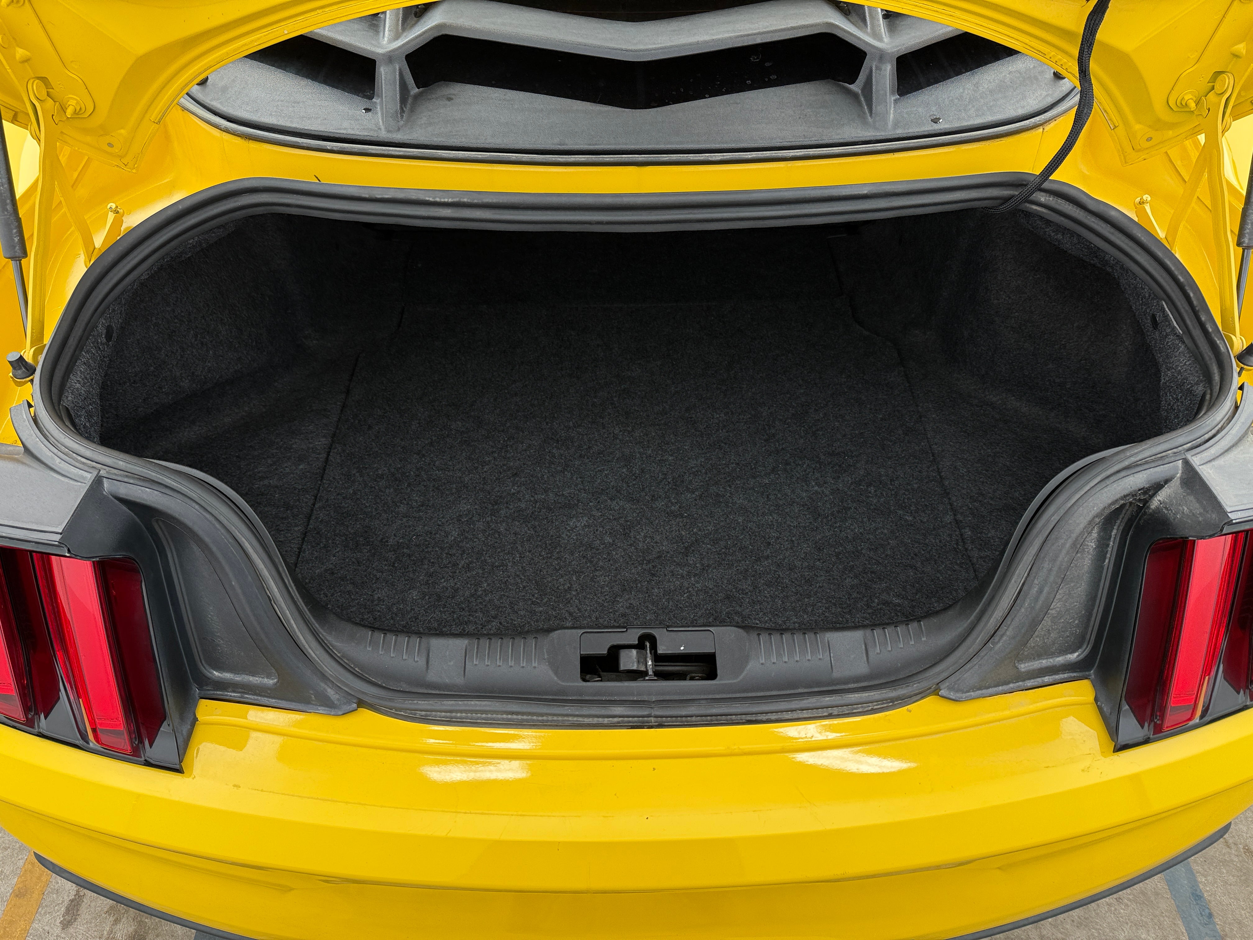 2015 Ford Mustang  4