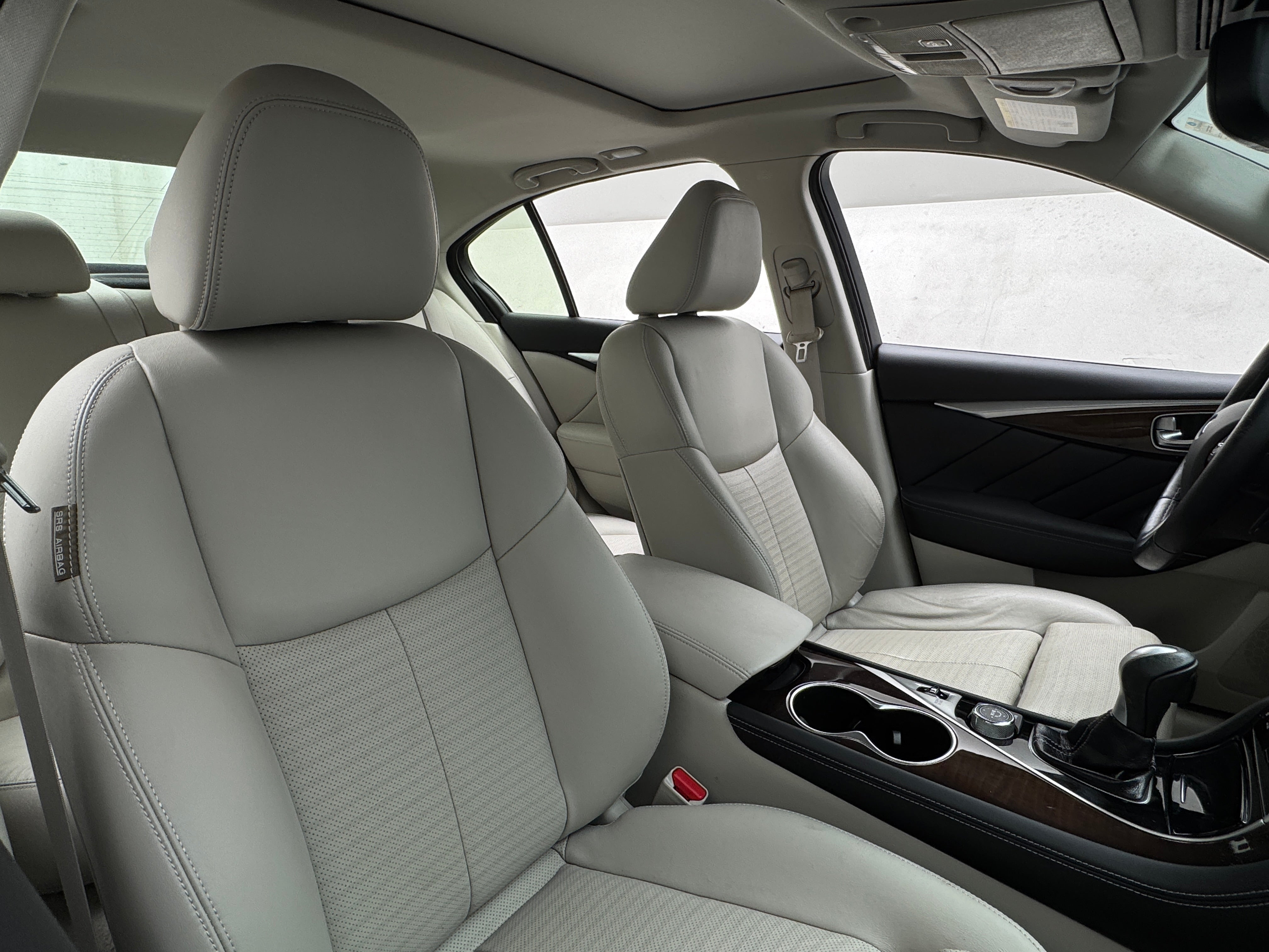 2015 INFINITI Q50  2