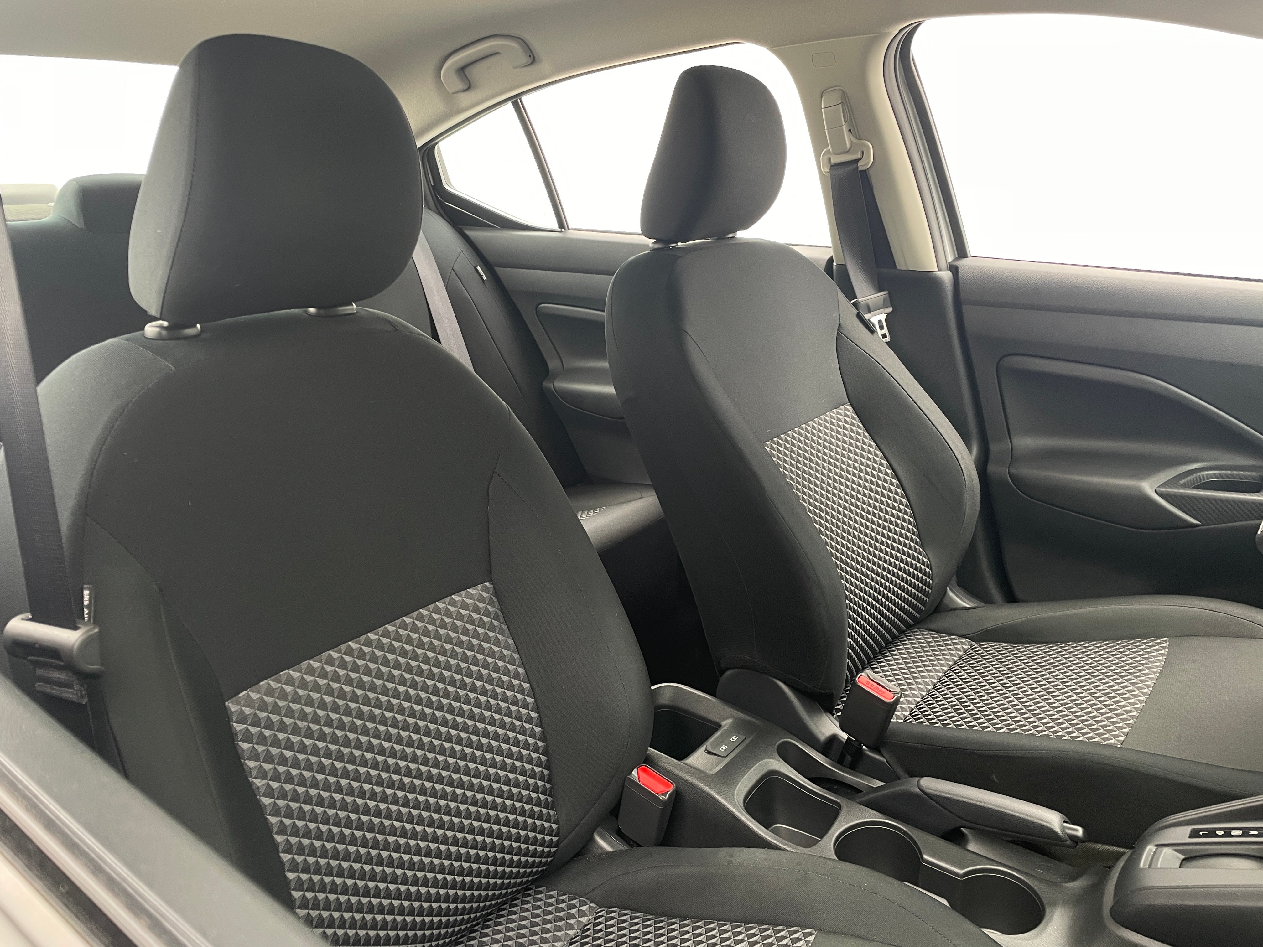 2024 Nissan Versa S 2