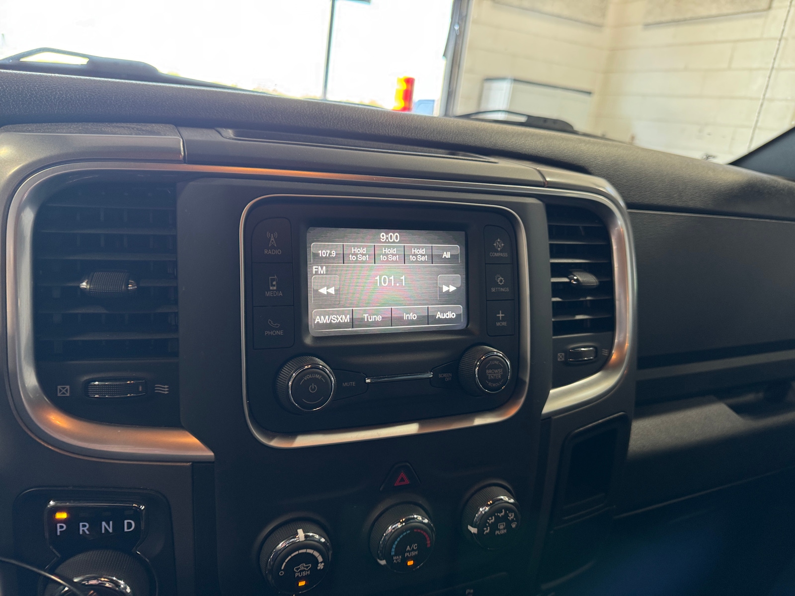Thumbnail: 2024 RAM 1500 Classic - 3