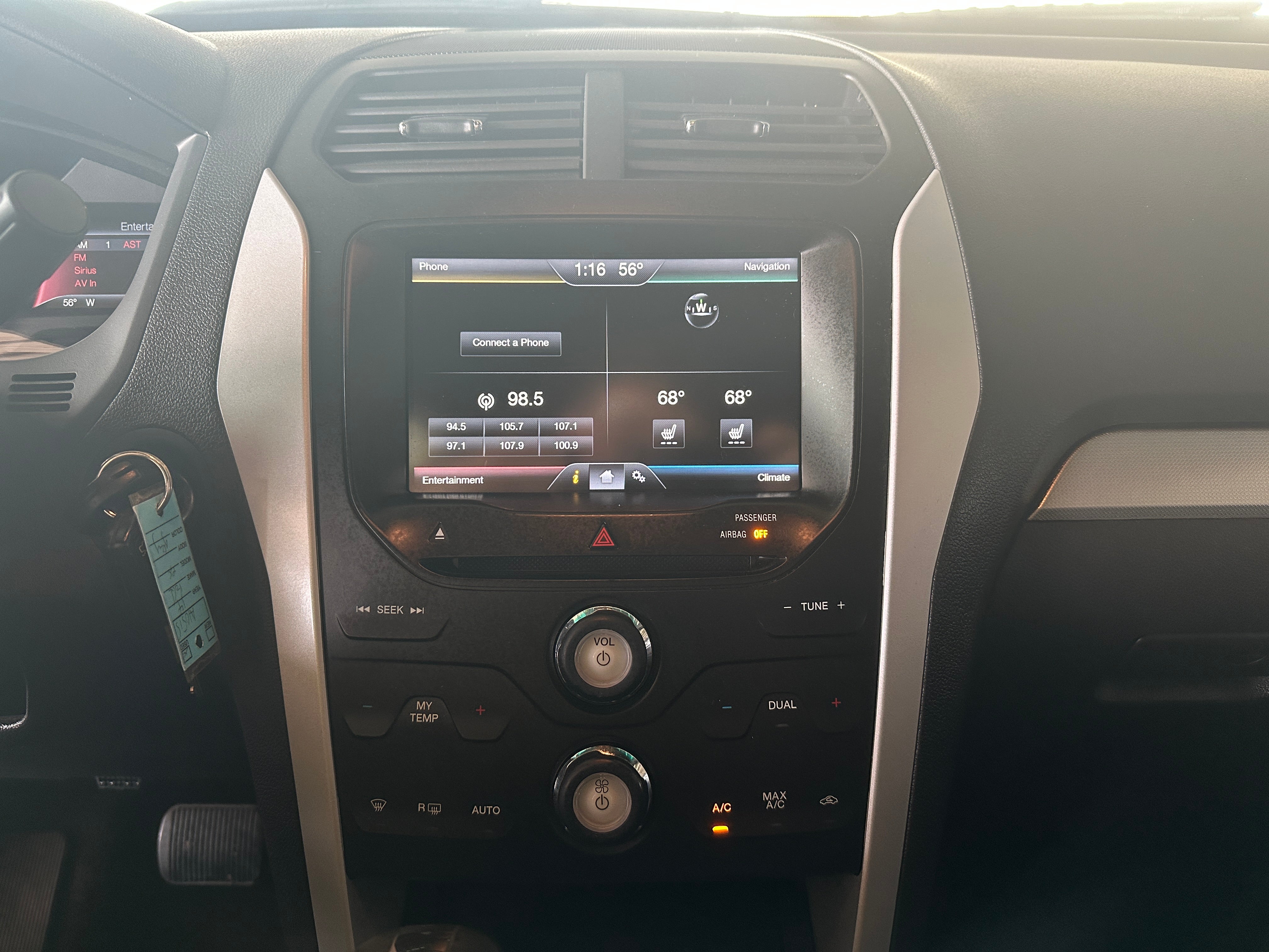 2014 Ford Explorer XLT 3