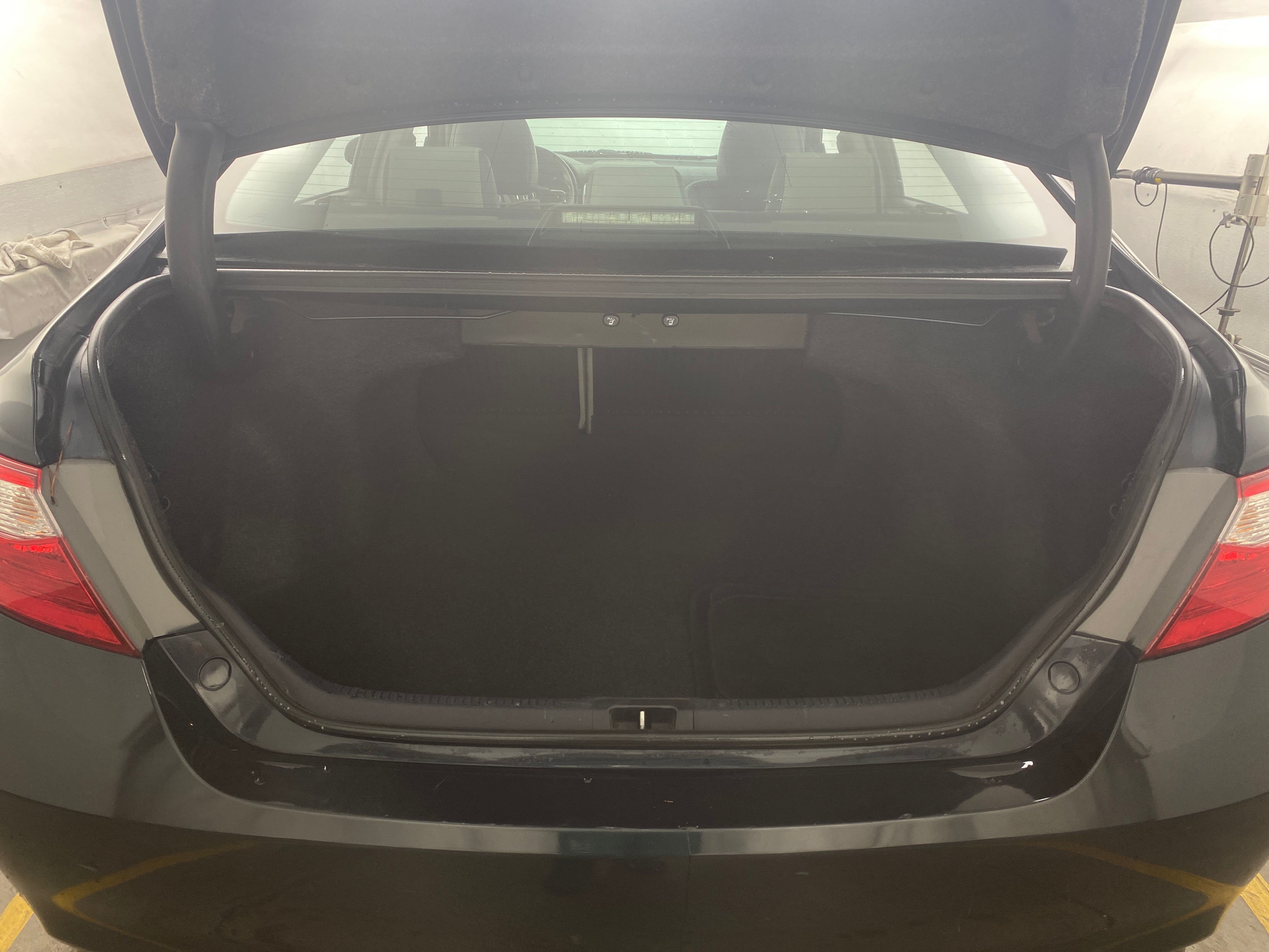 2017 Toyota Camry SE 7