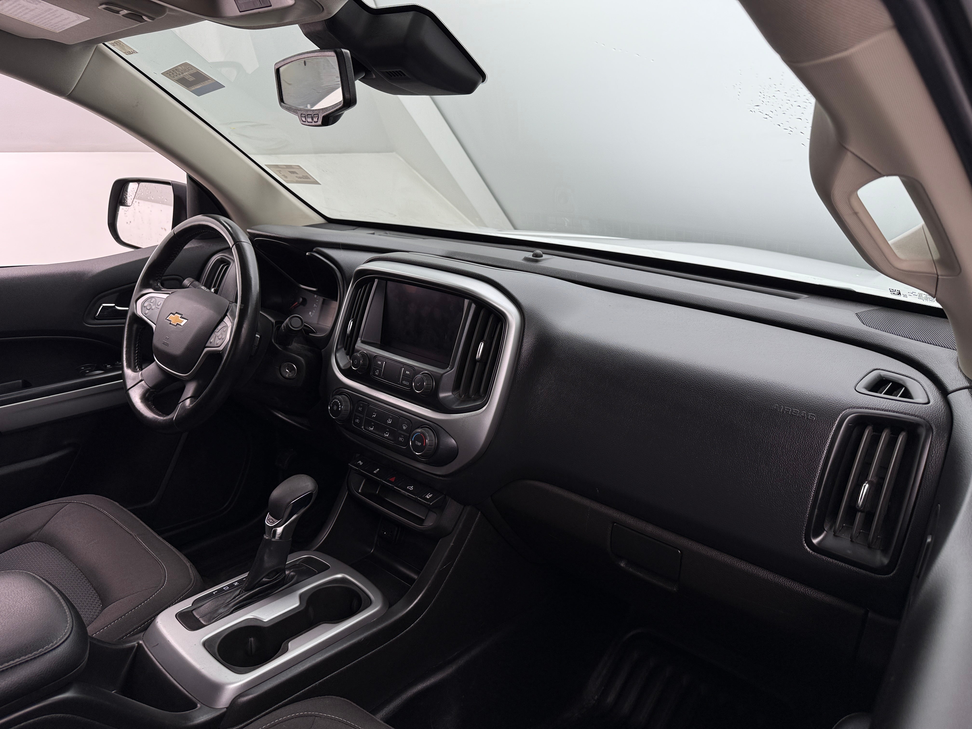 2022 Chevrolet Colorado LT 3