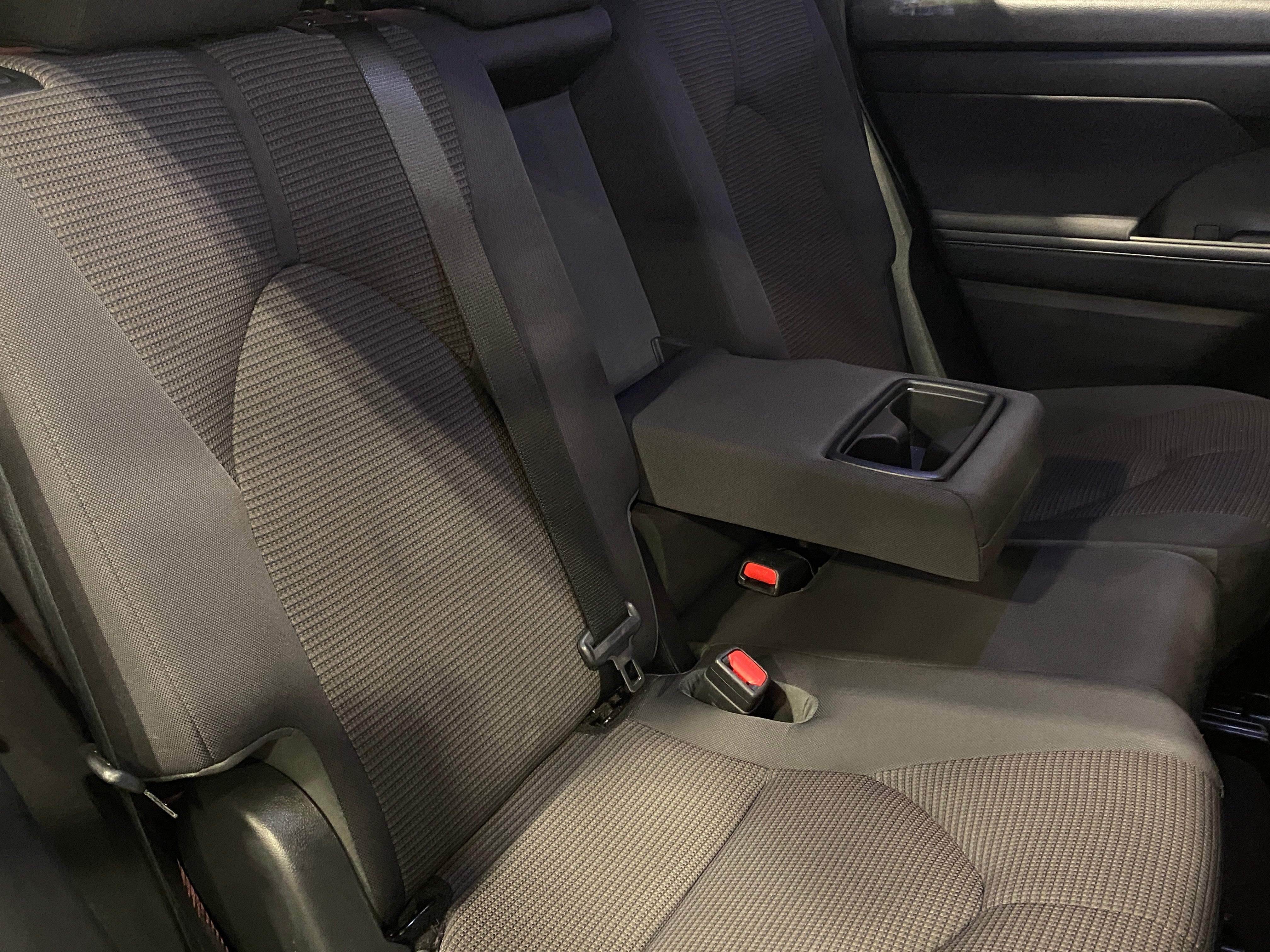 2023 Toyota Highlander LE 6