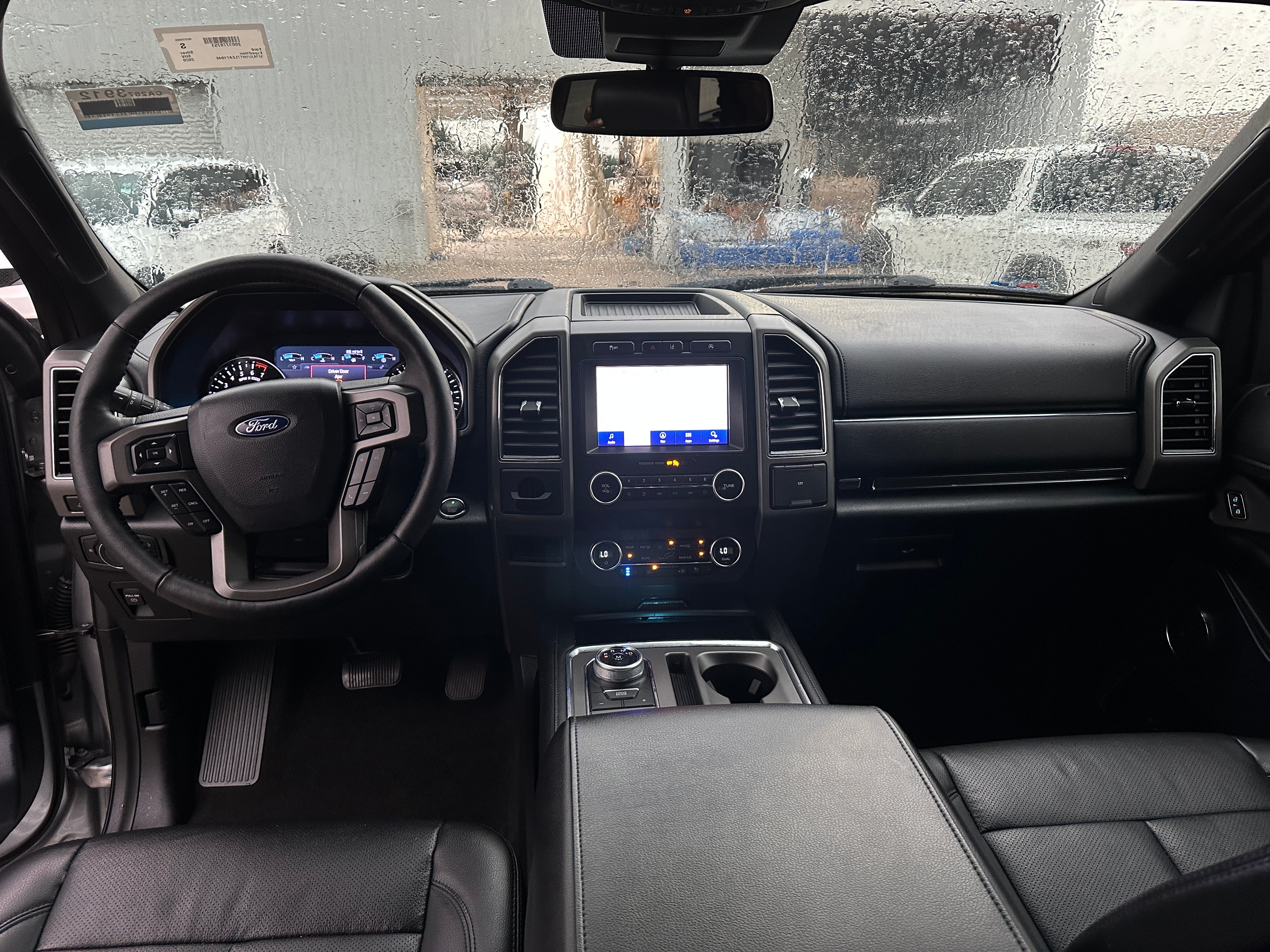 2020 Ford Expedition XLT 2