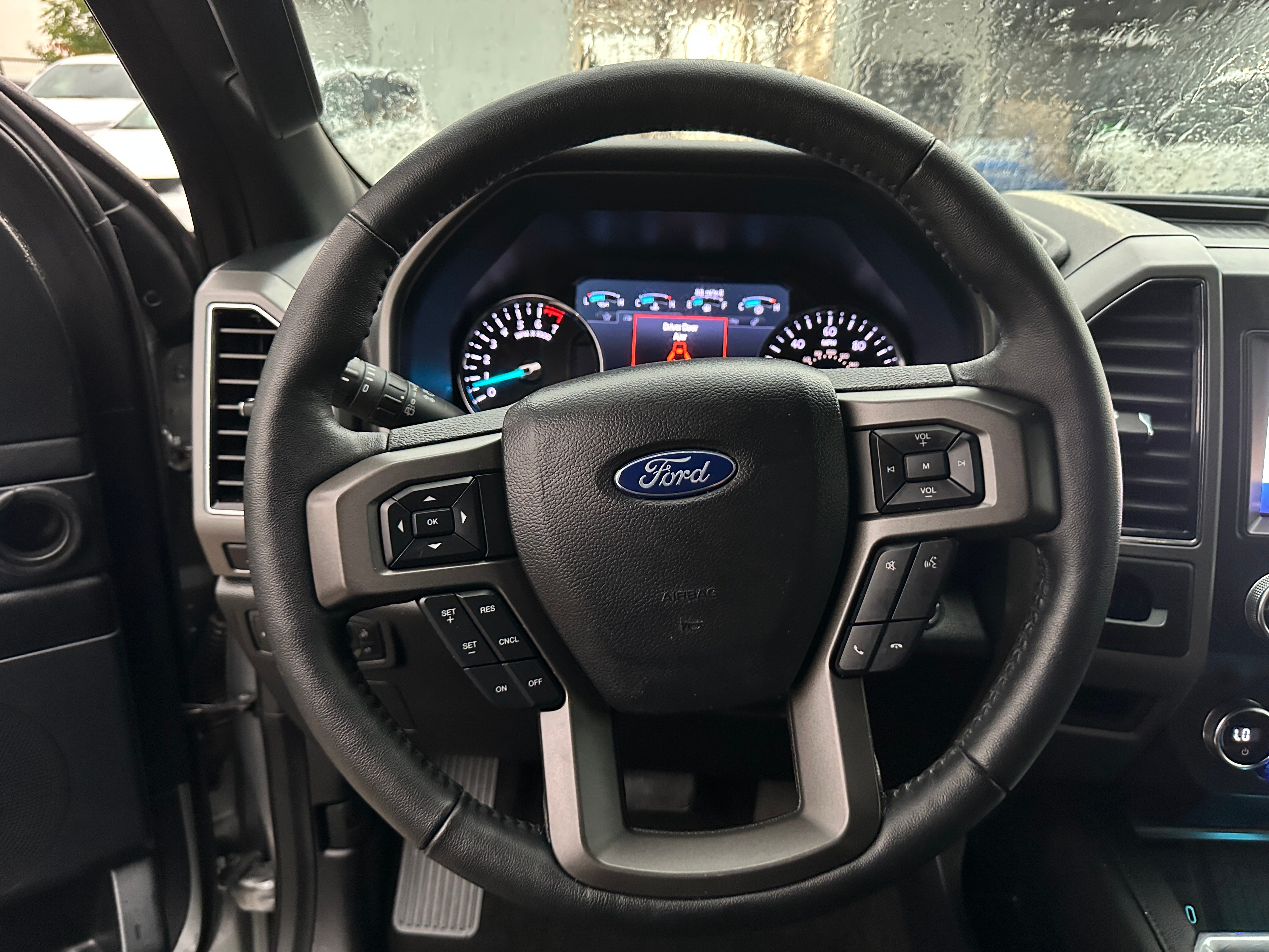 2020 Ford Expedition XLT 4