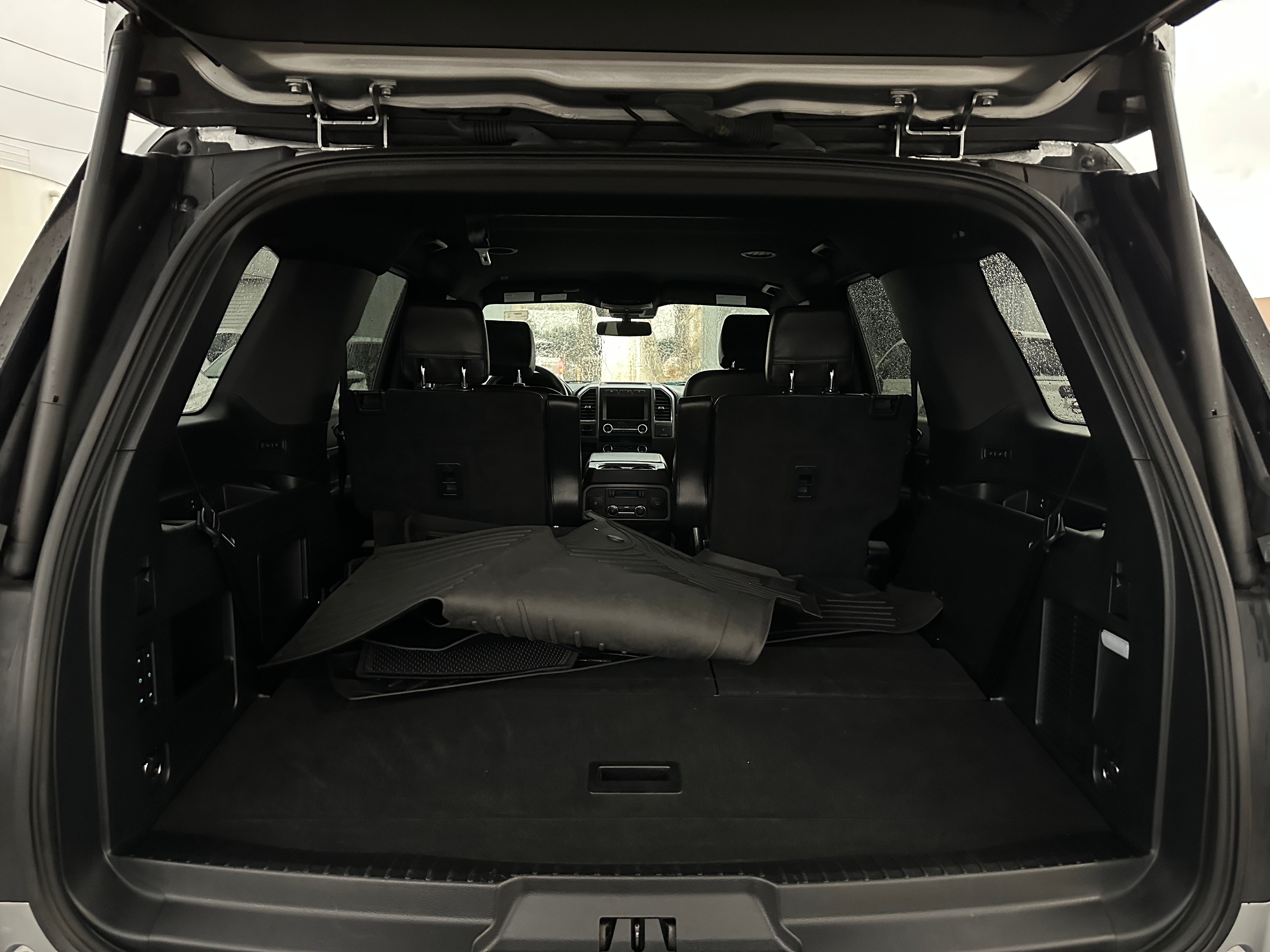 2020 Ford Expedition XLT 6