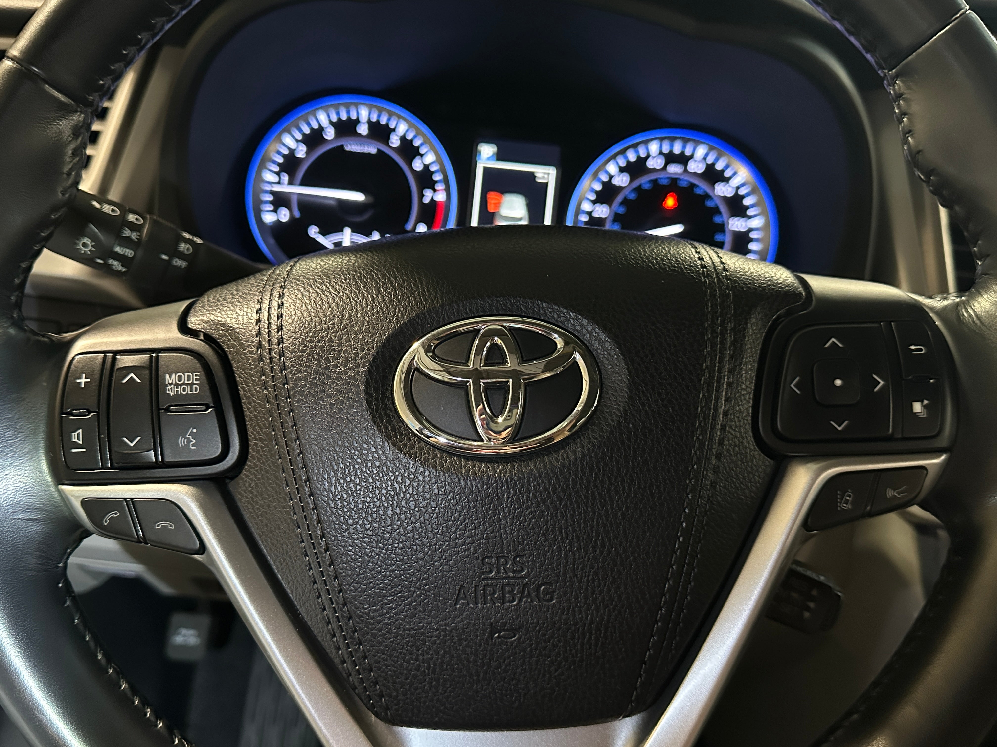 2017 Toyota Highlander XLE 4