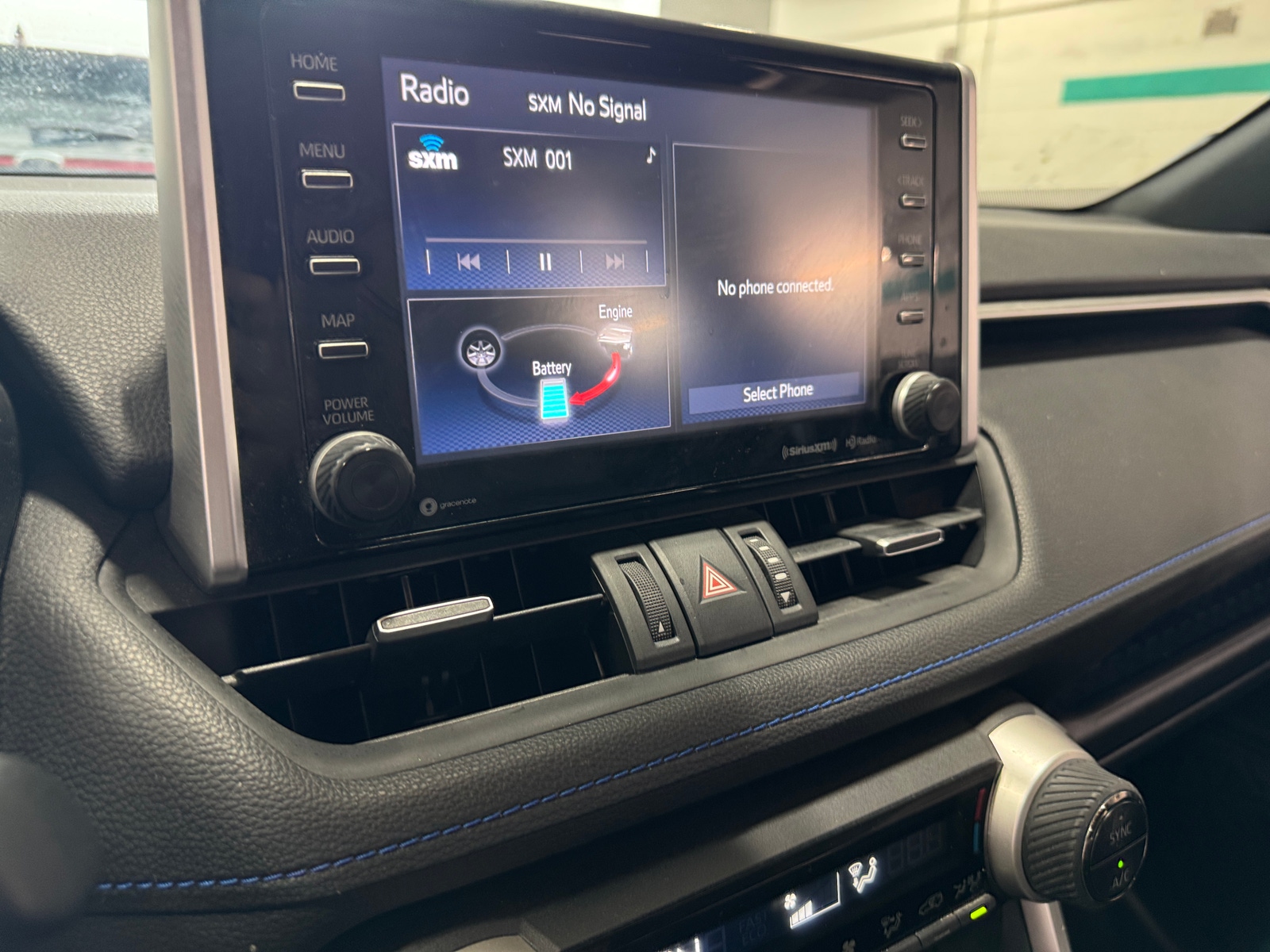 Thumbnail: 2019 Toyota RAV4 - 3