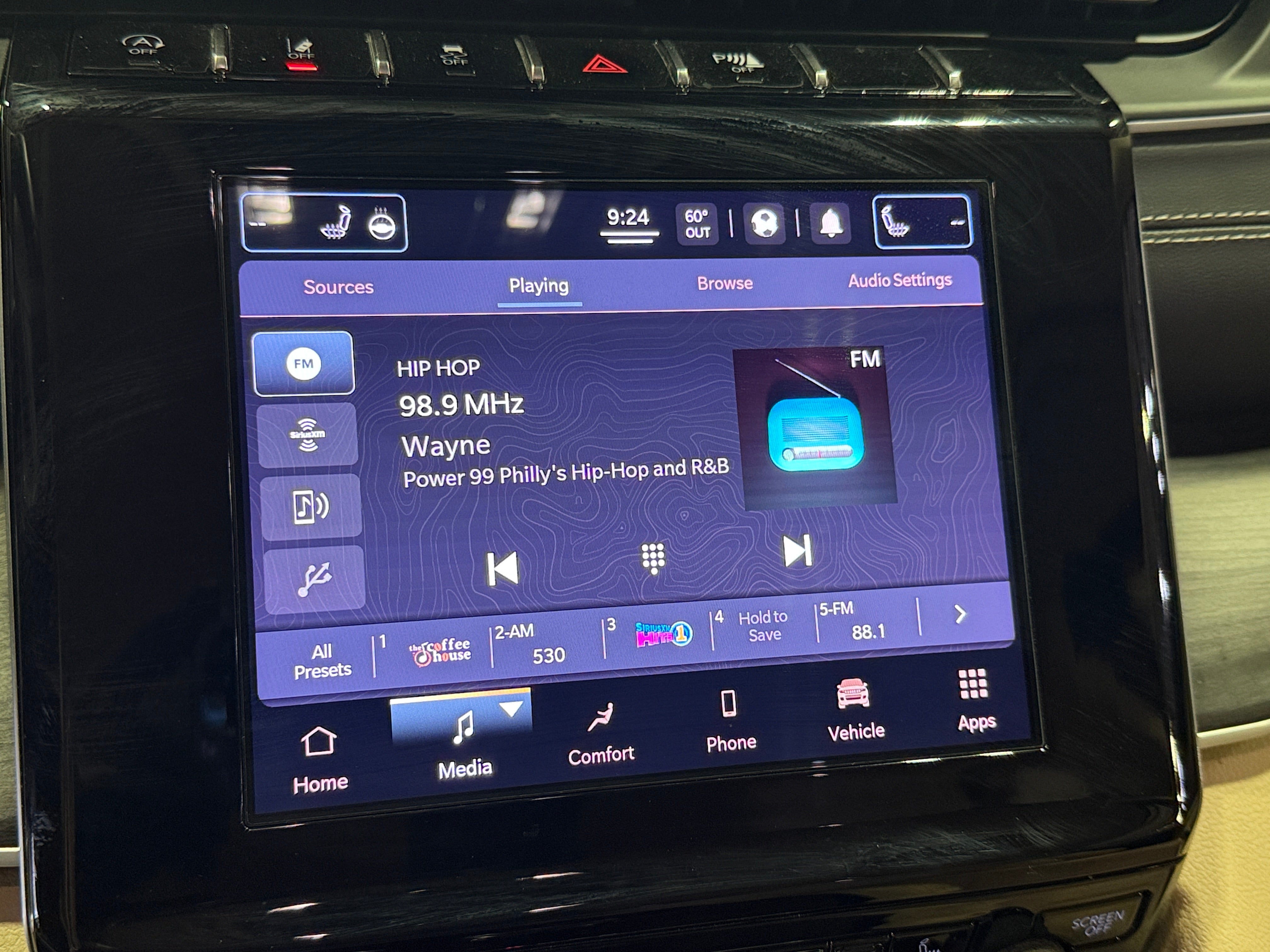 2021 Jeep Grand Cherokee L Limited Edition 3