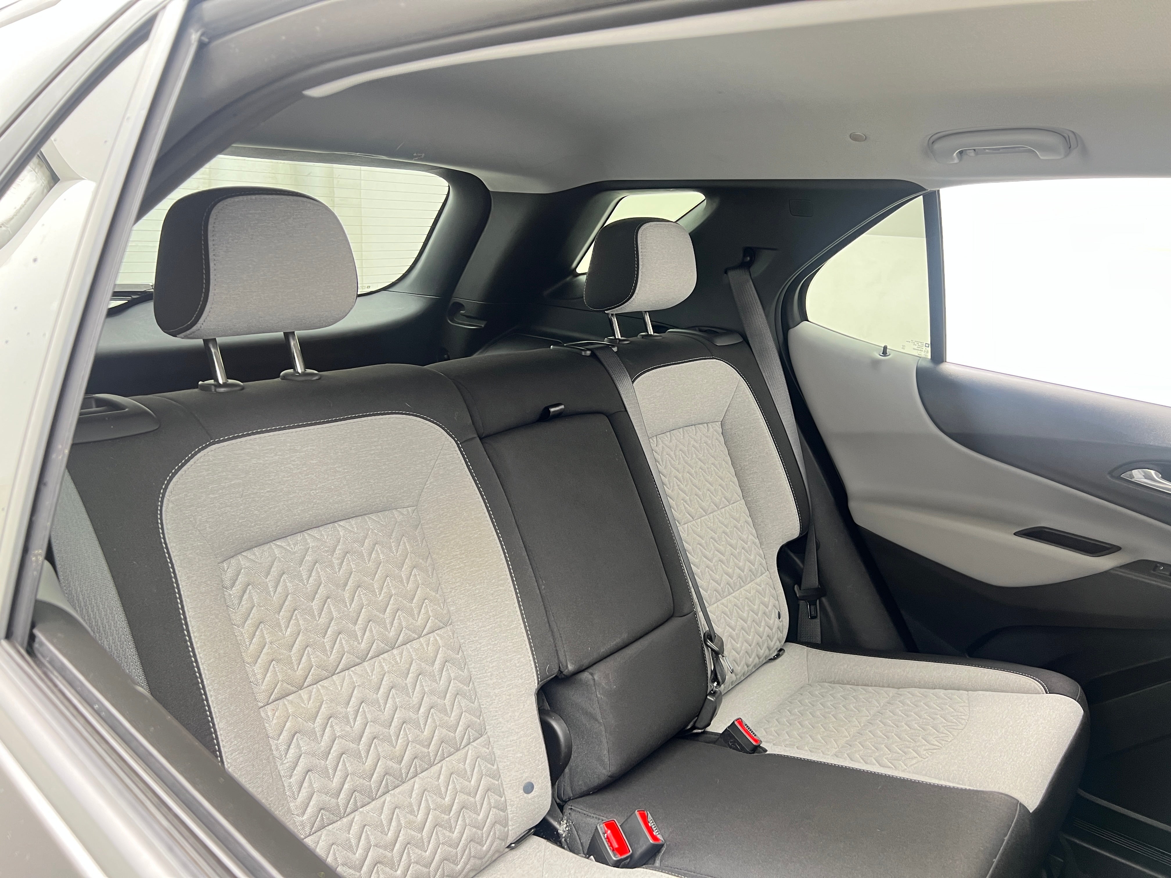 2022 Chevrolet Equinox LS 6