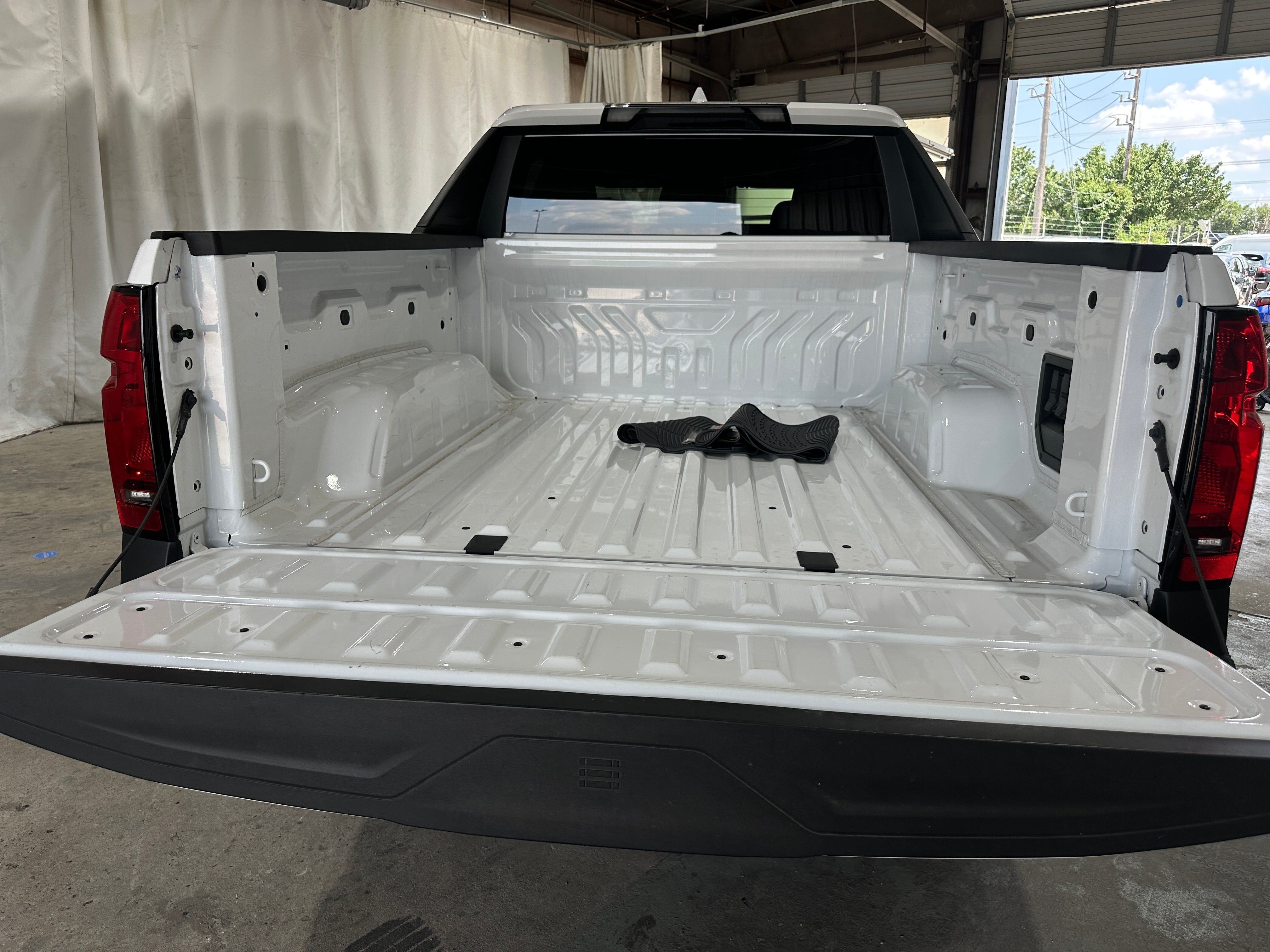 2024 Chevrolet Silverado EV Work Truck 7