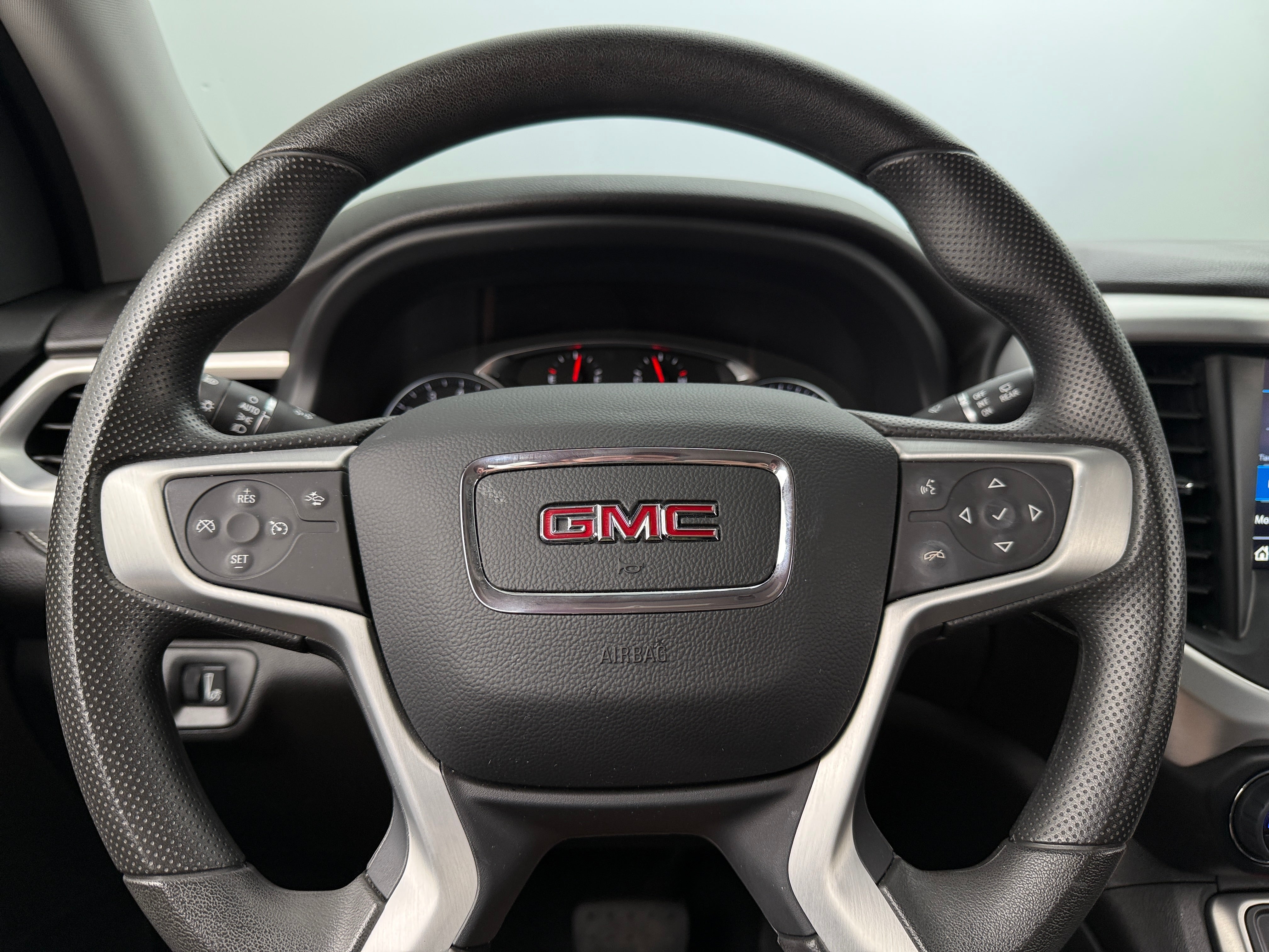 2023 GMC Acadia SLE 5