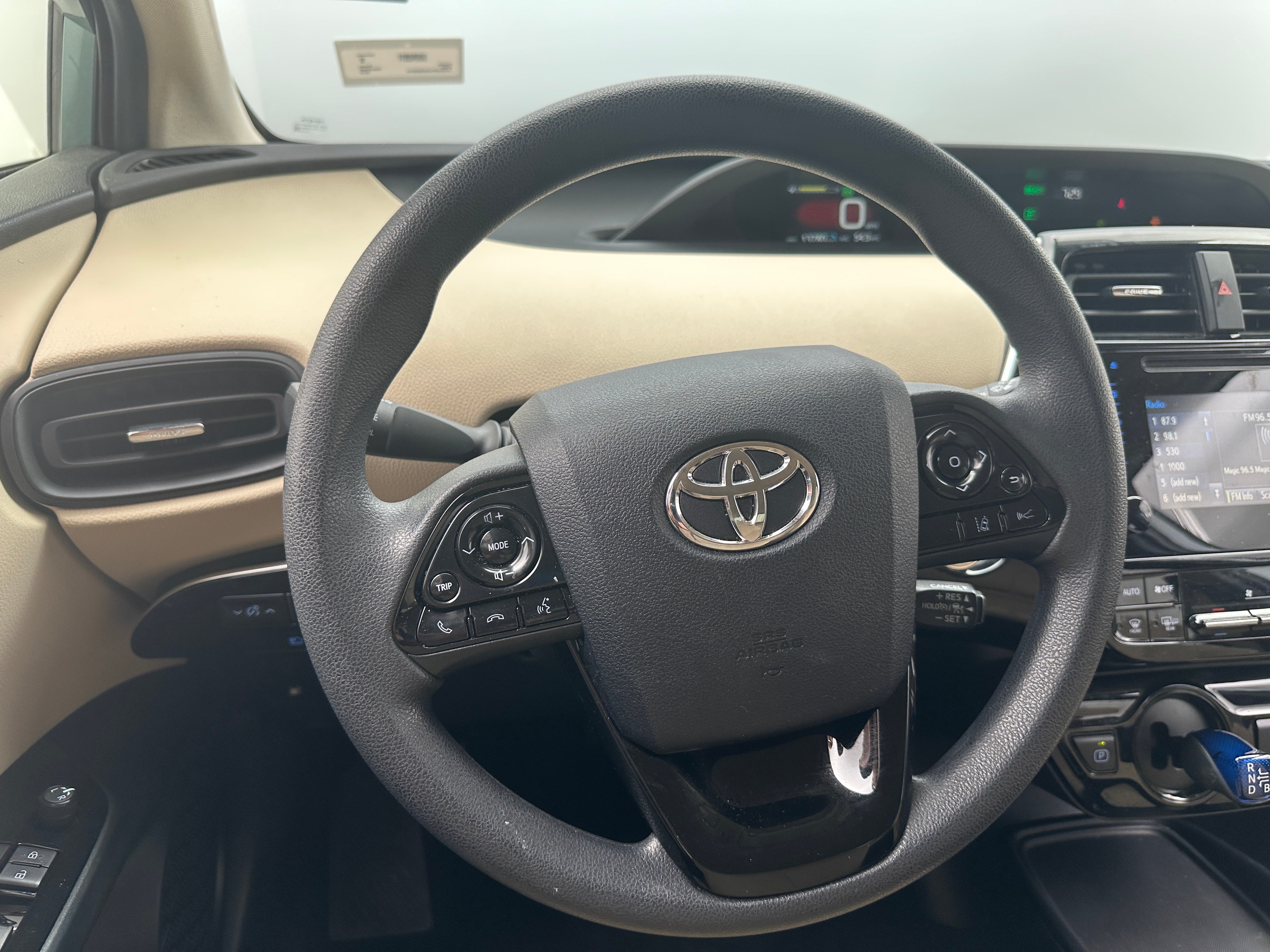 2019 Toyota Prius LE 5
