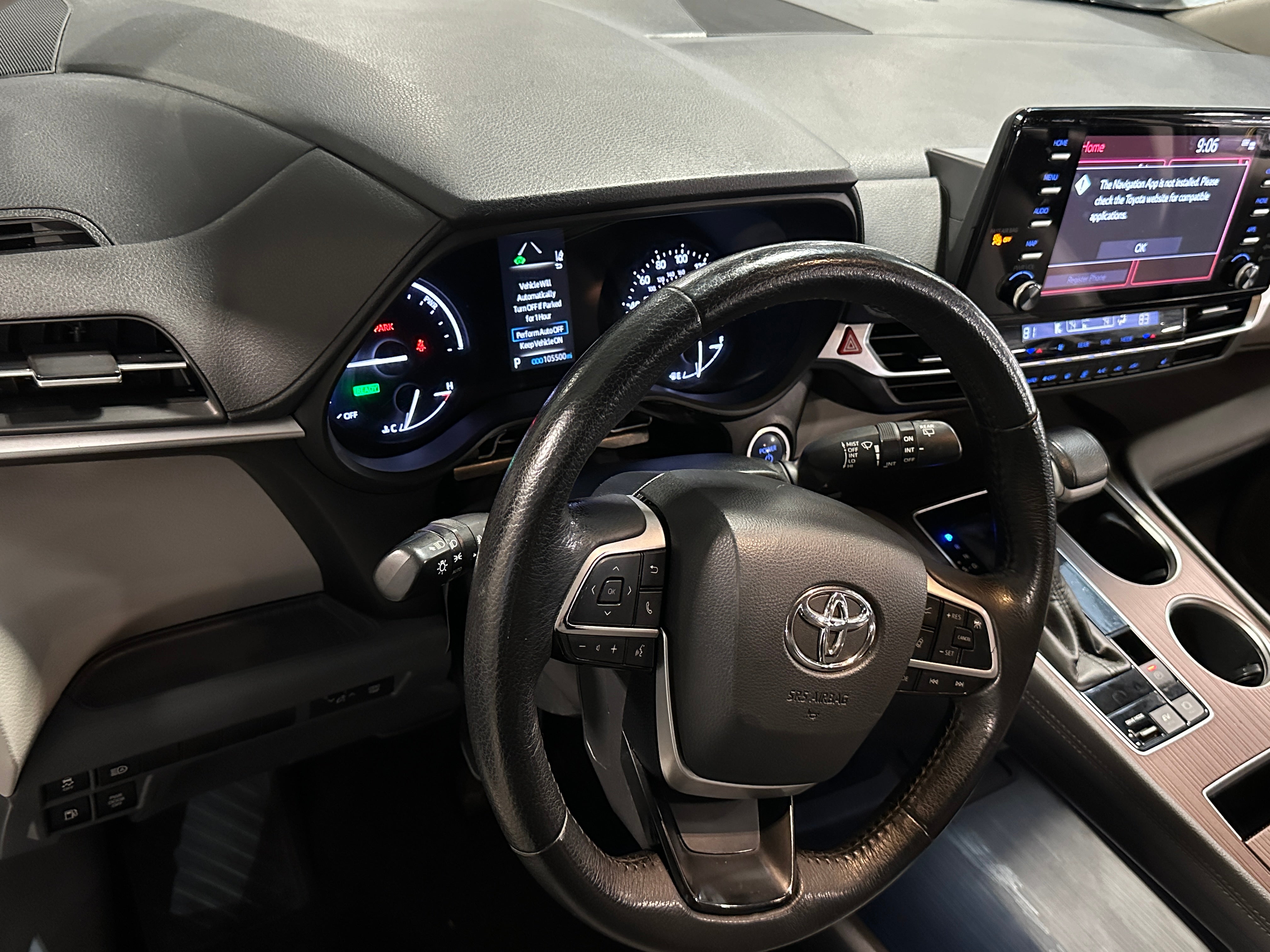2021 Toyota Sienna XLE 2