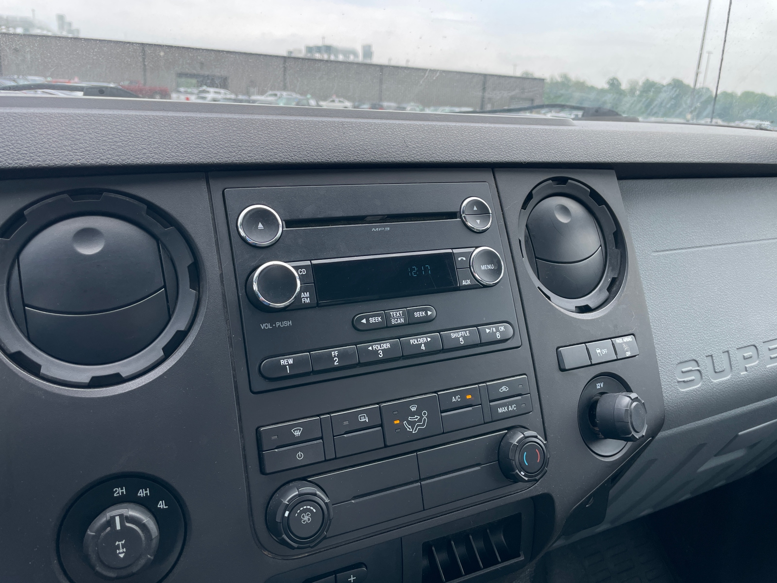 Thumbnail: 2015 Ford Econoline - 4