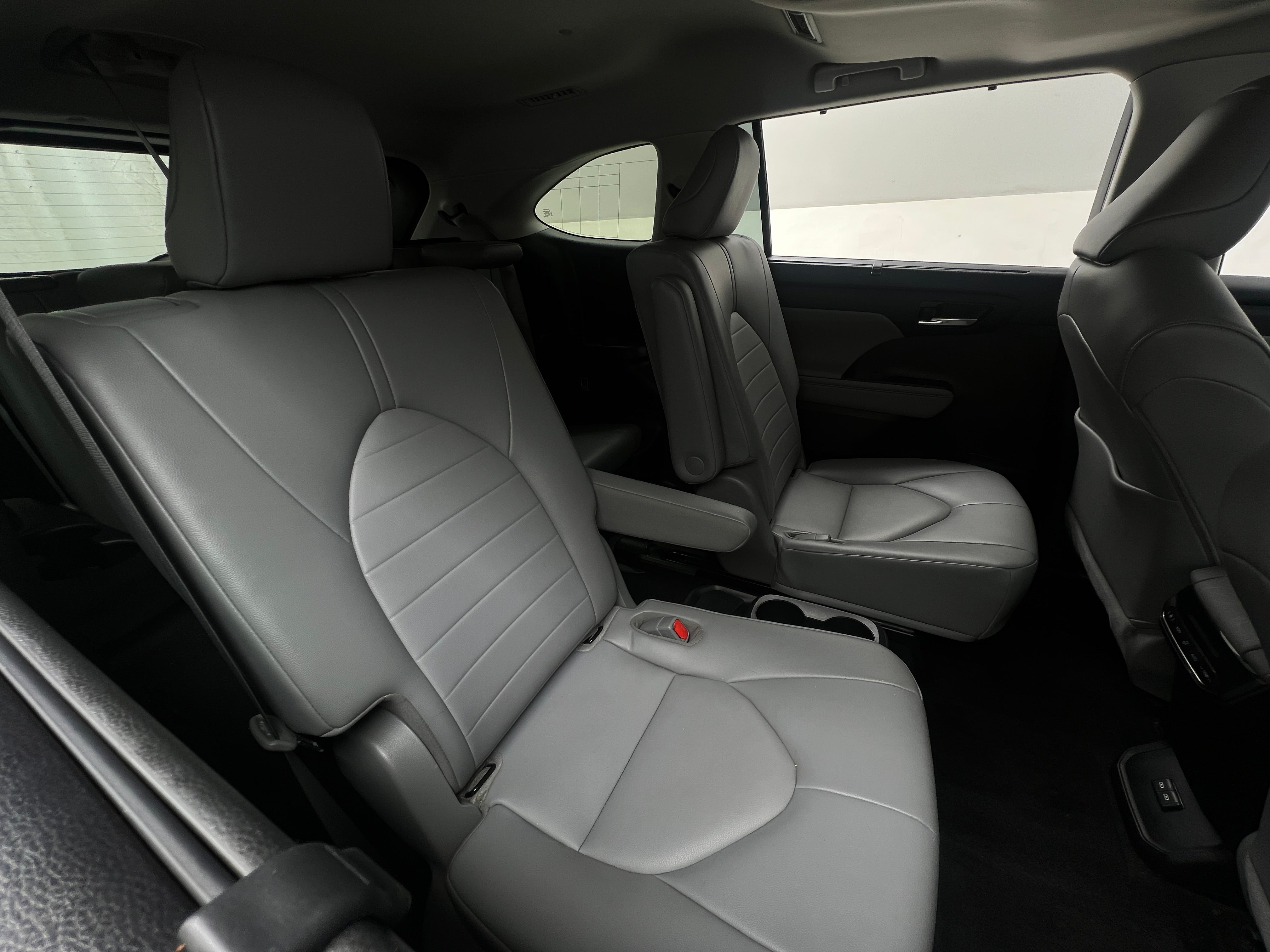 2022 Toyota Highlander XLE 5