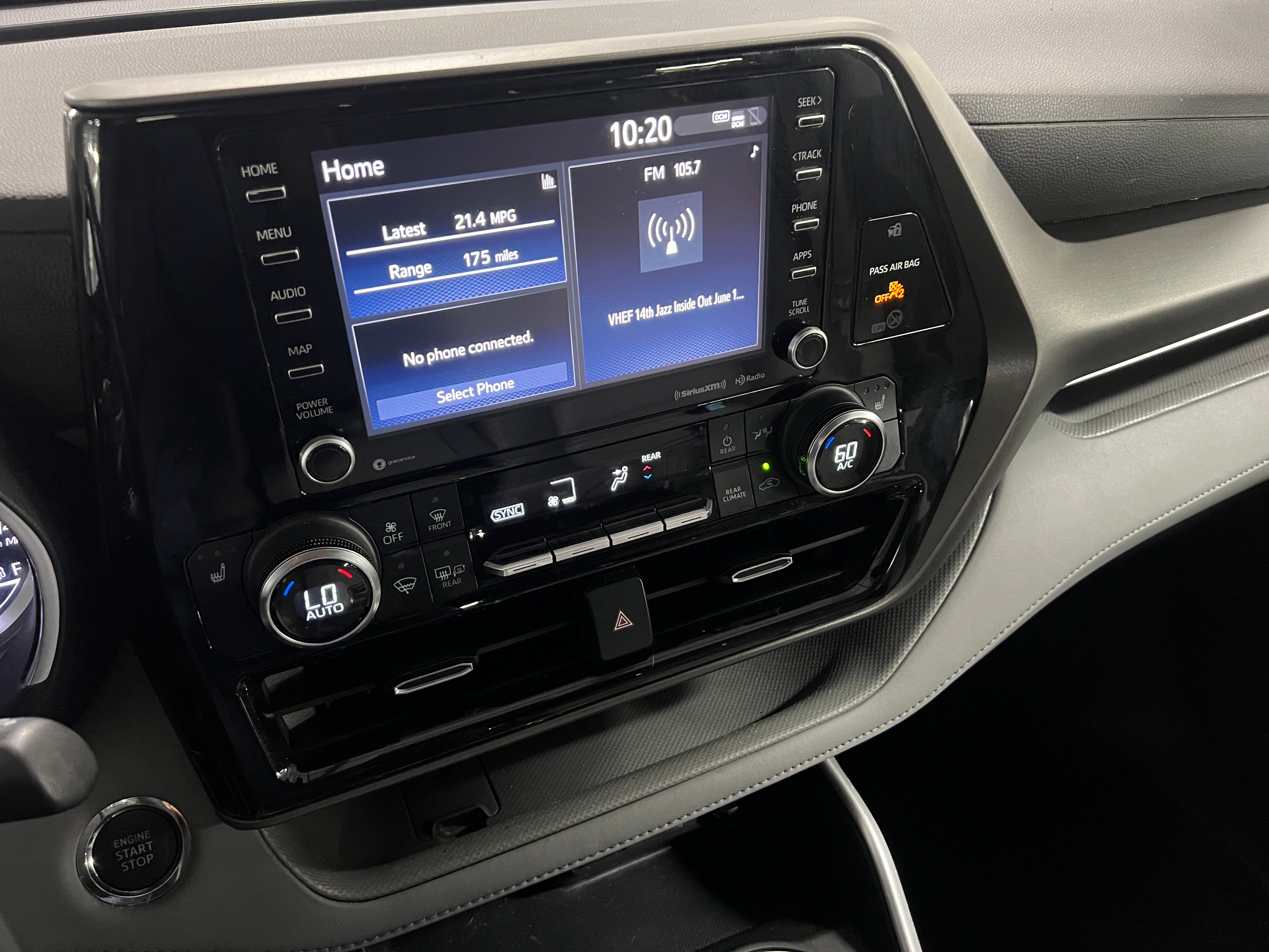 2022 Toyota Highlander XLE 3