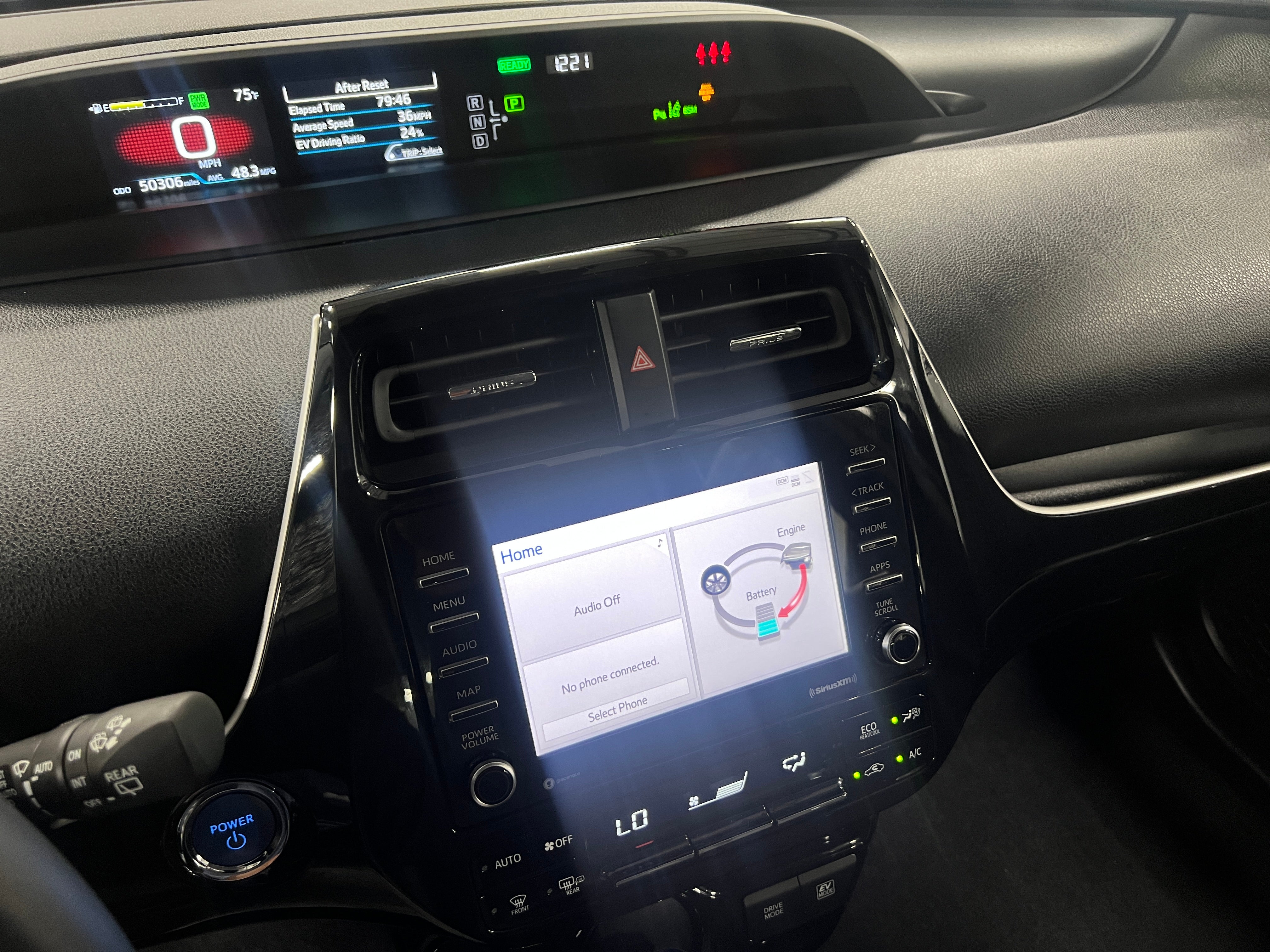 2021 Toyota Prius XLE 3