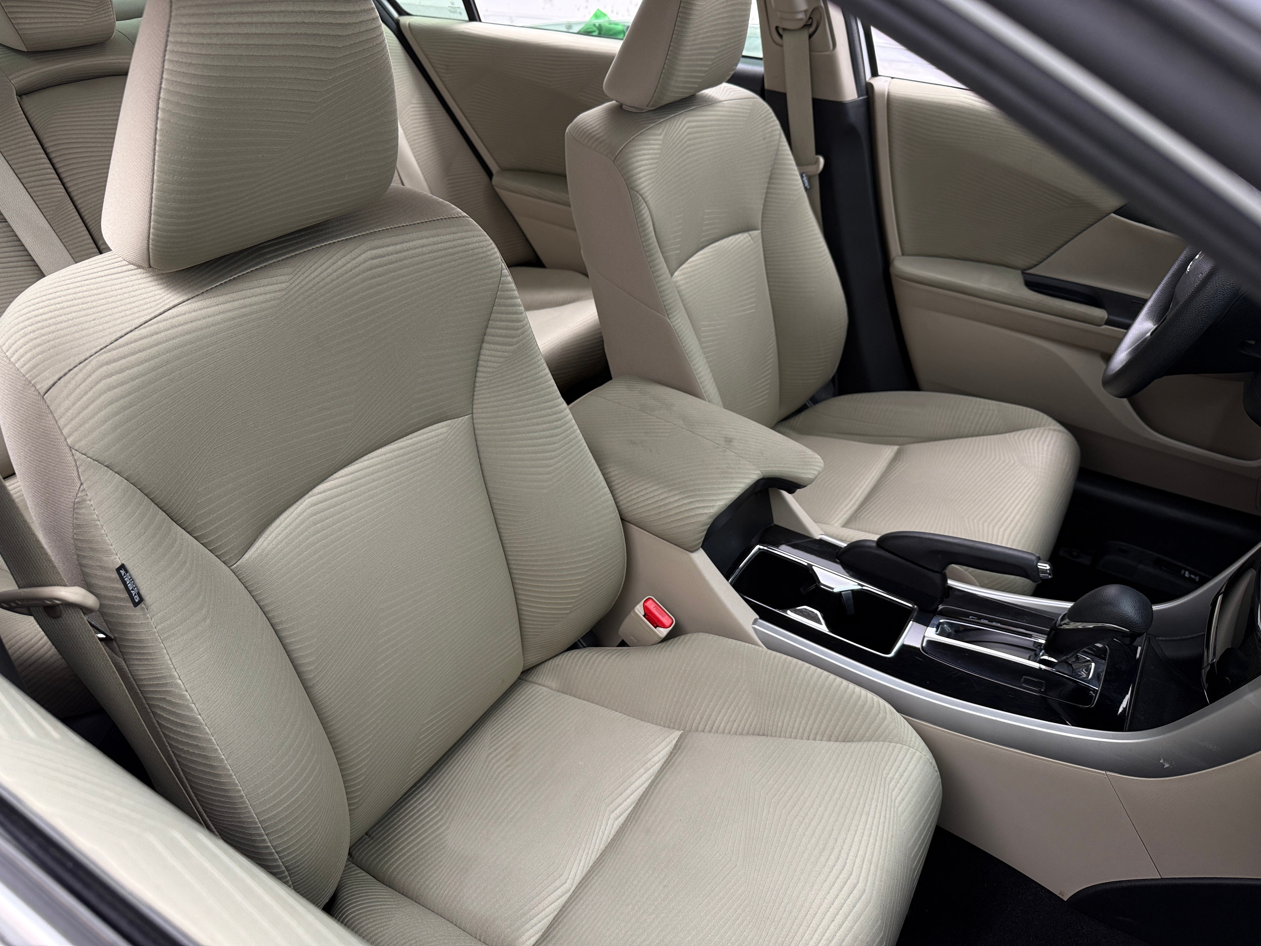 2016 Honda Accord LX 2