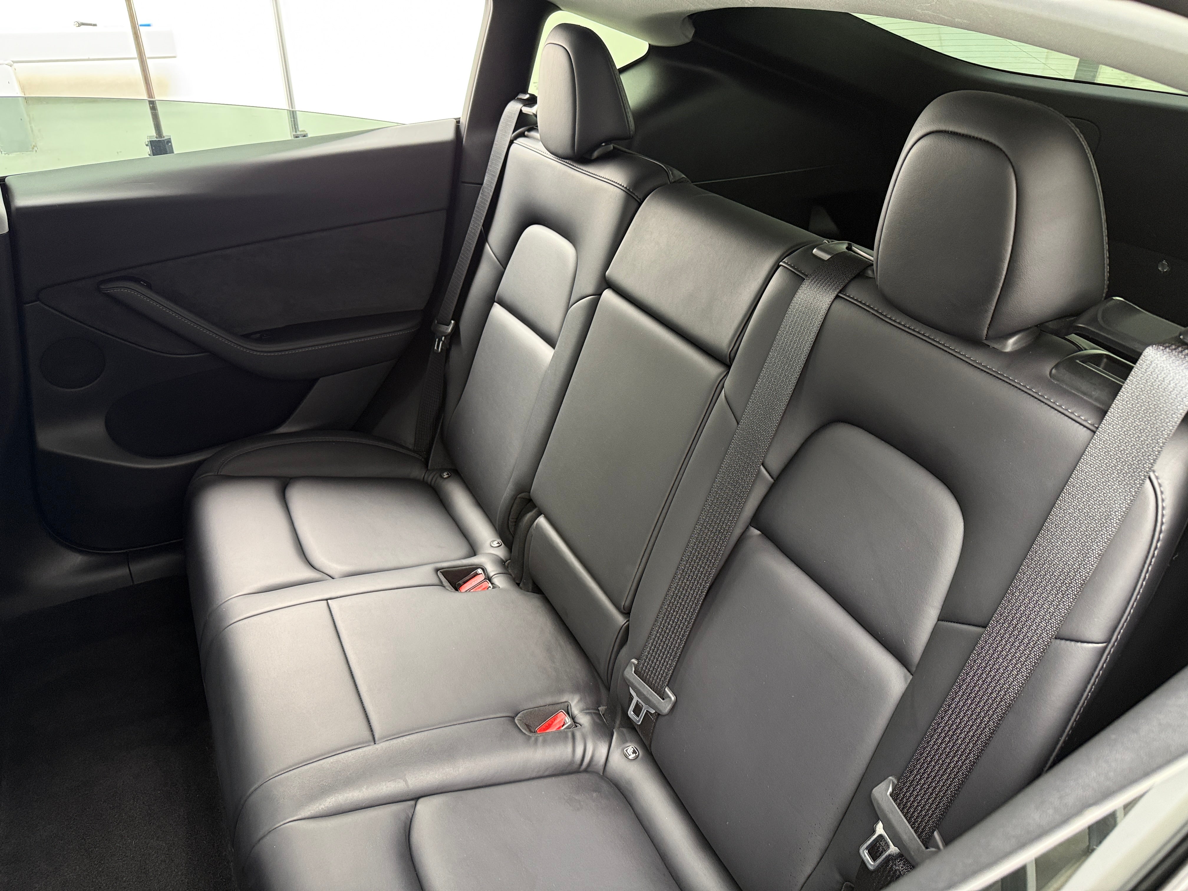 2022 Tesla Model Y Long Range 5
