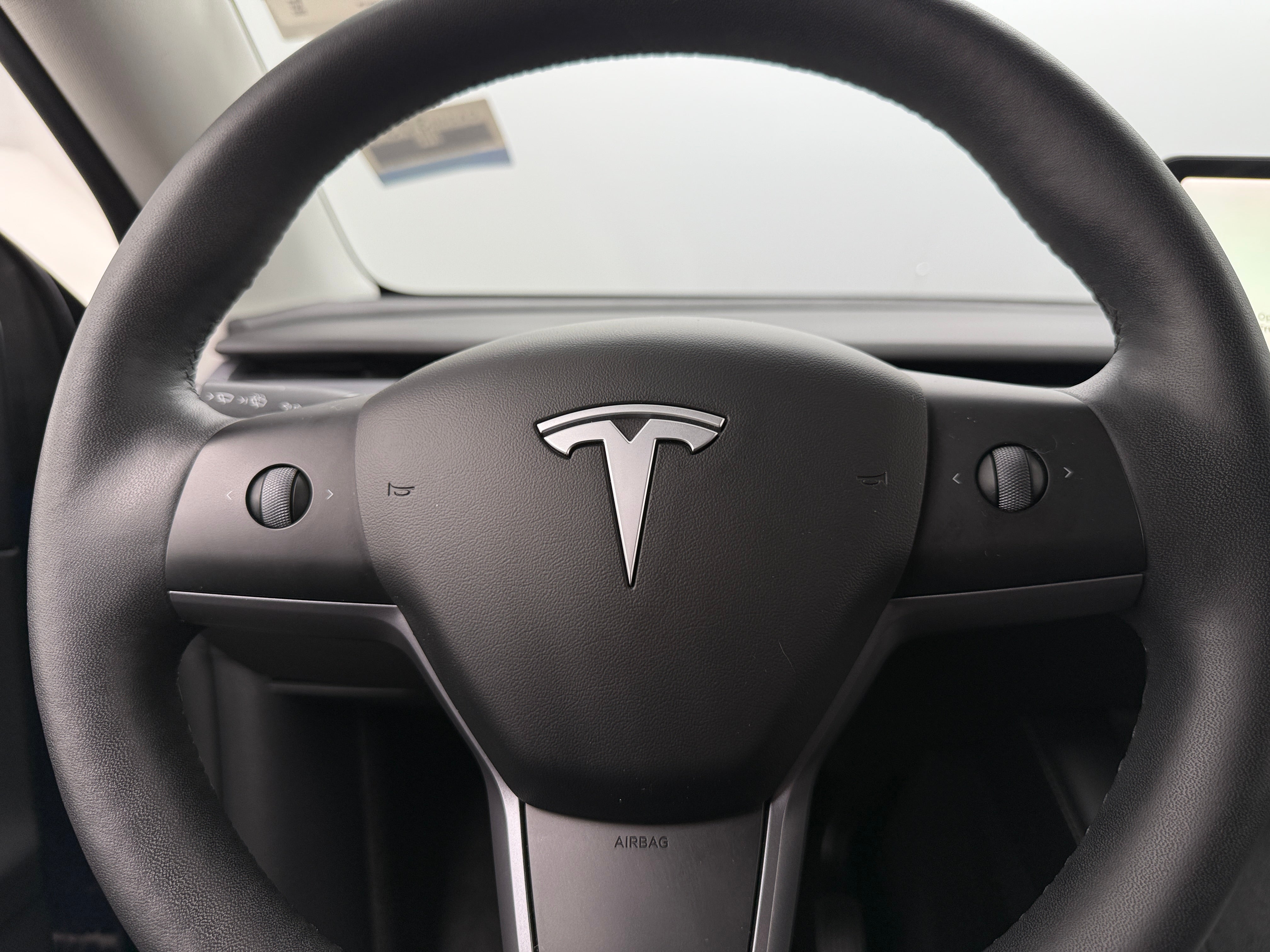 2022 Tesla Model Y Long Range 4
