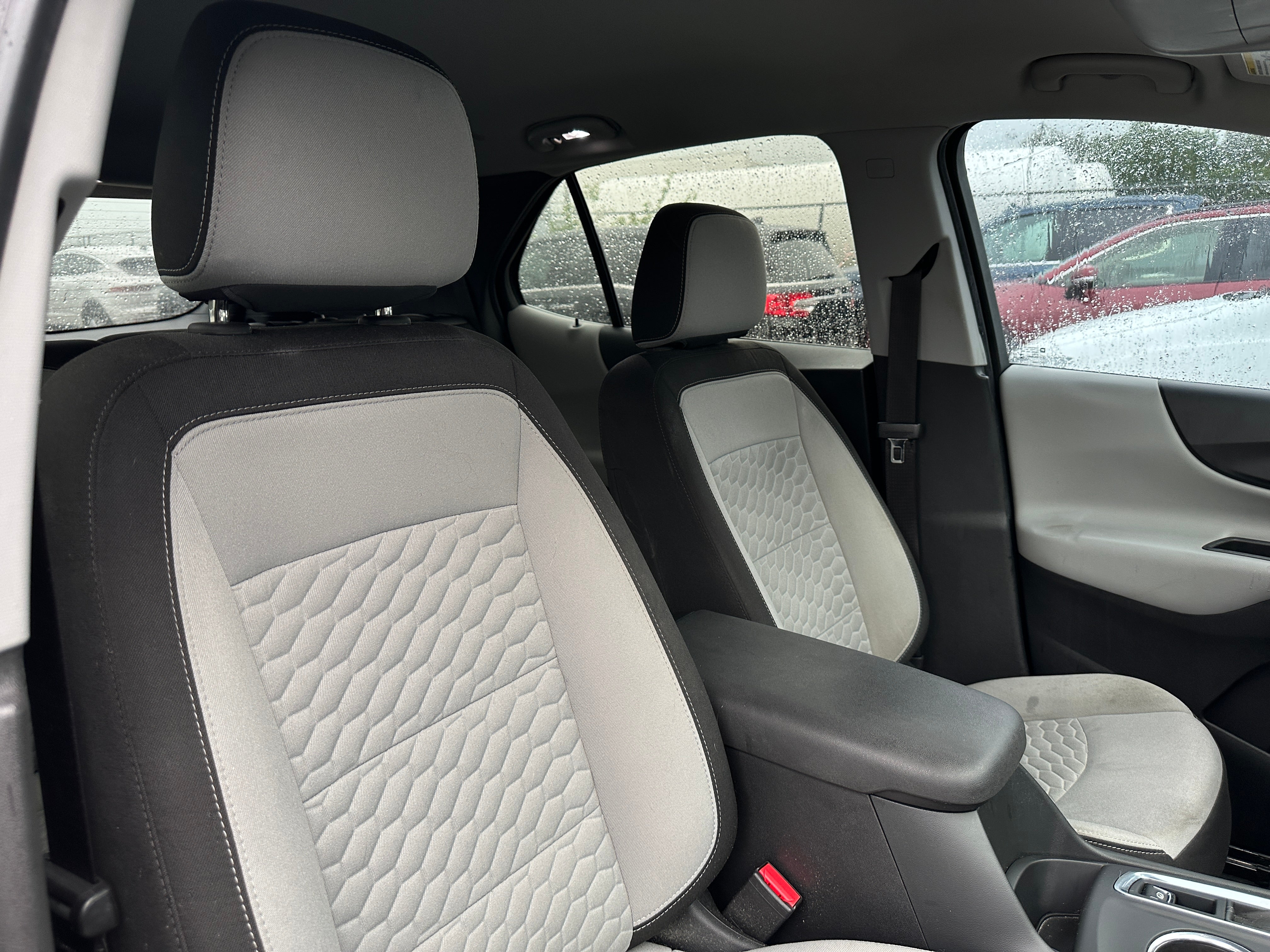 2020 Chevrolet Equinox LS 2