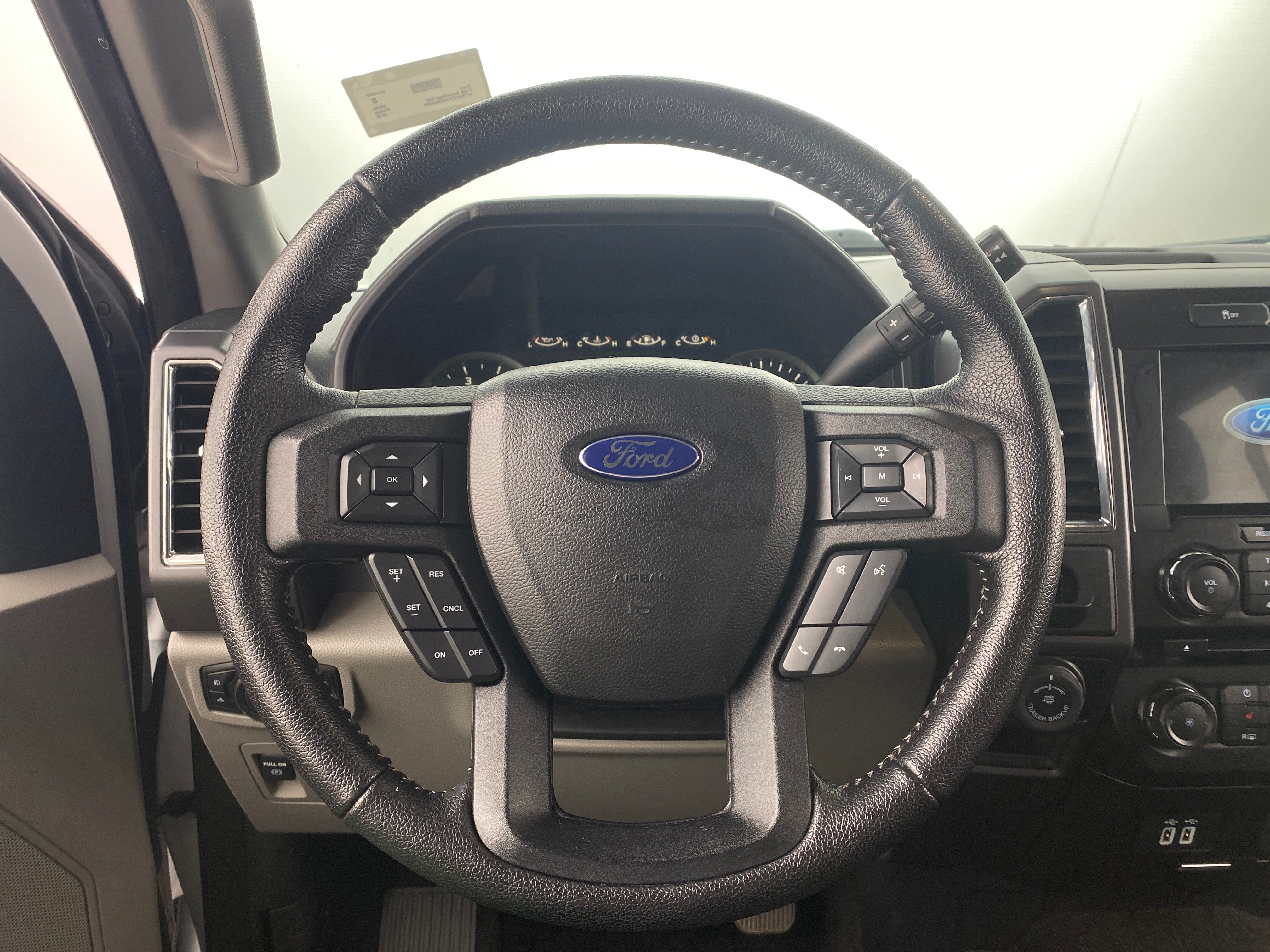 2016 Ford Econoline E-150 5
