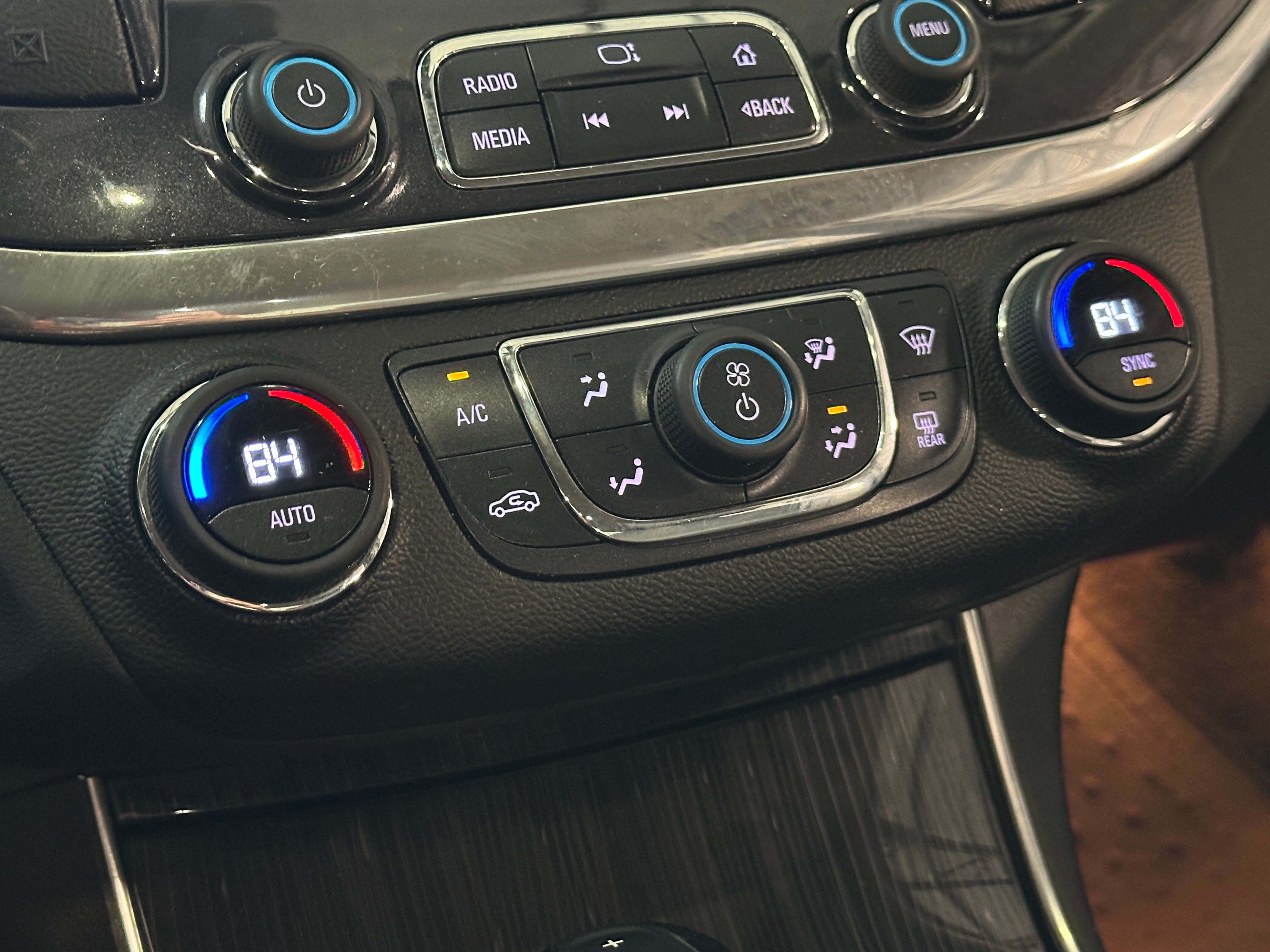 2016 Chevrolet Impala LT 3