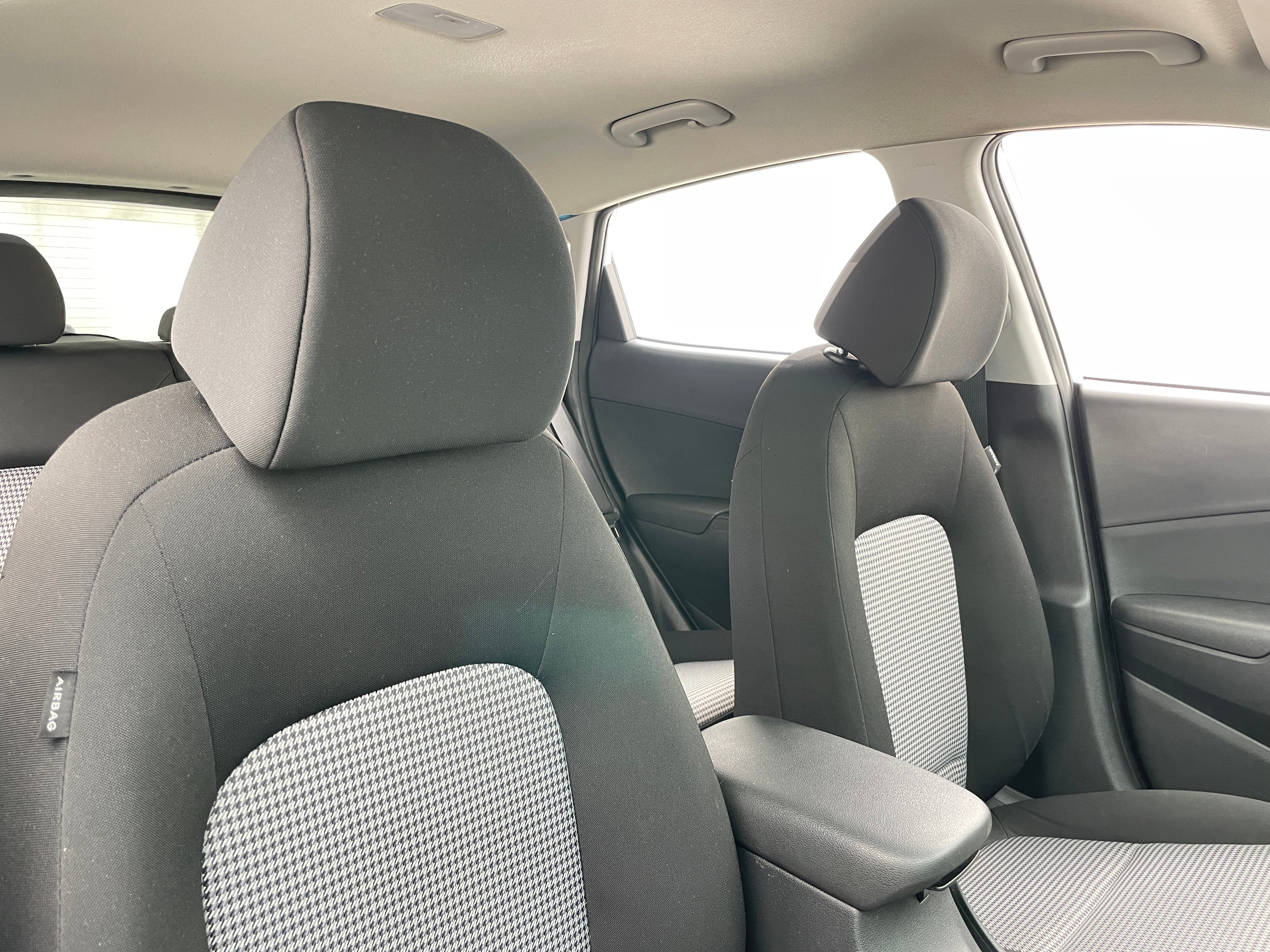 2021 Hyundai Kona SEL 2