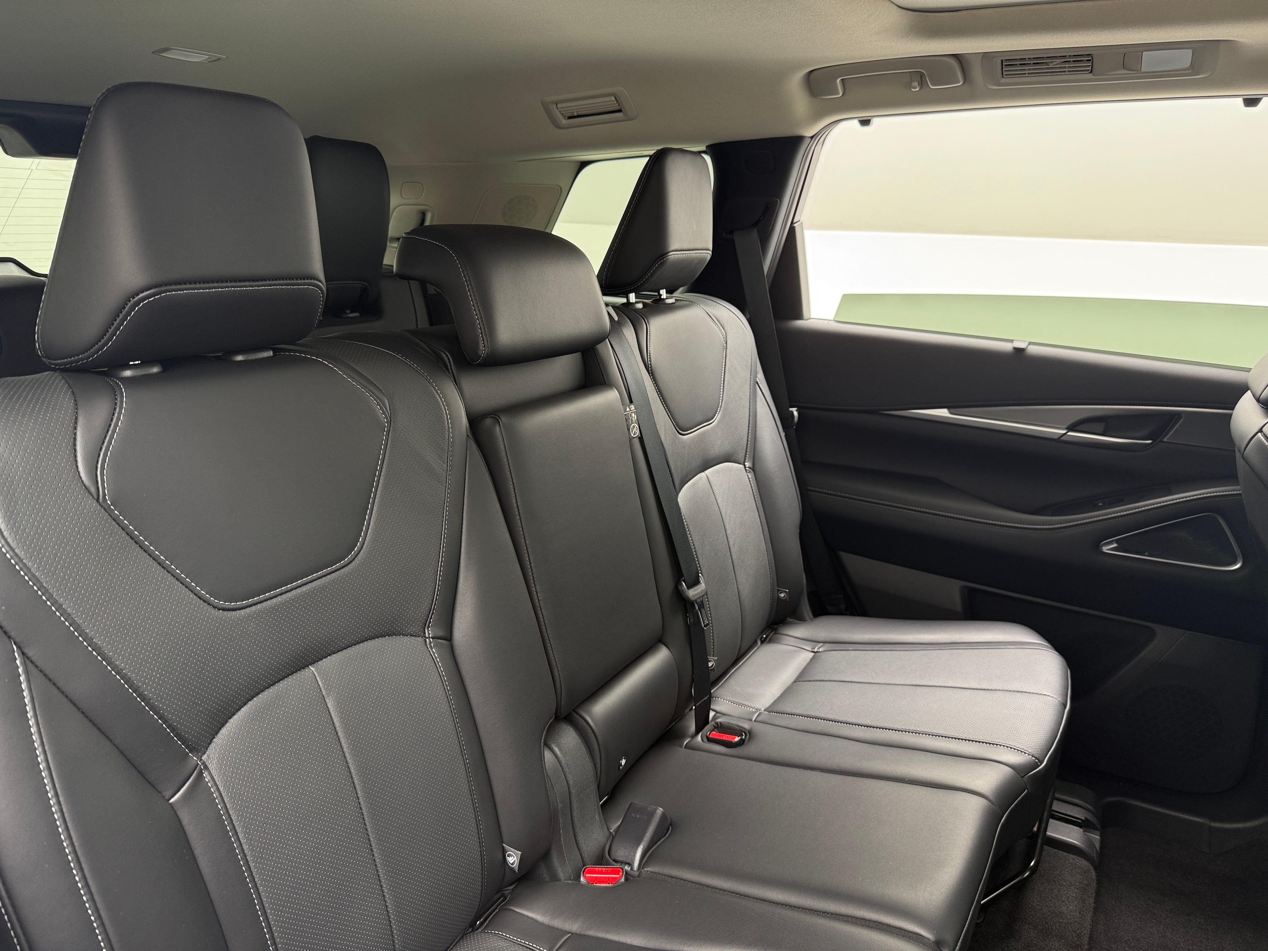 2024 INFINITI QX60 Luxe 5
