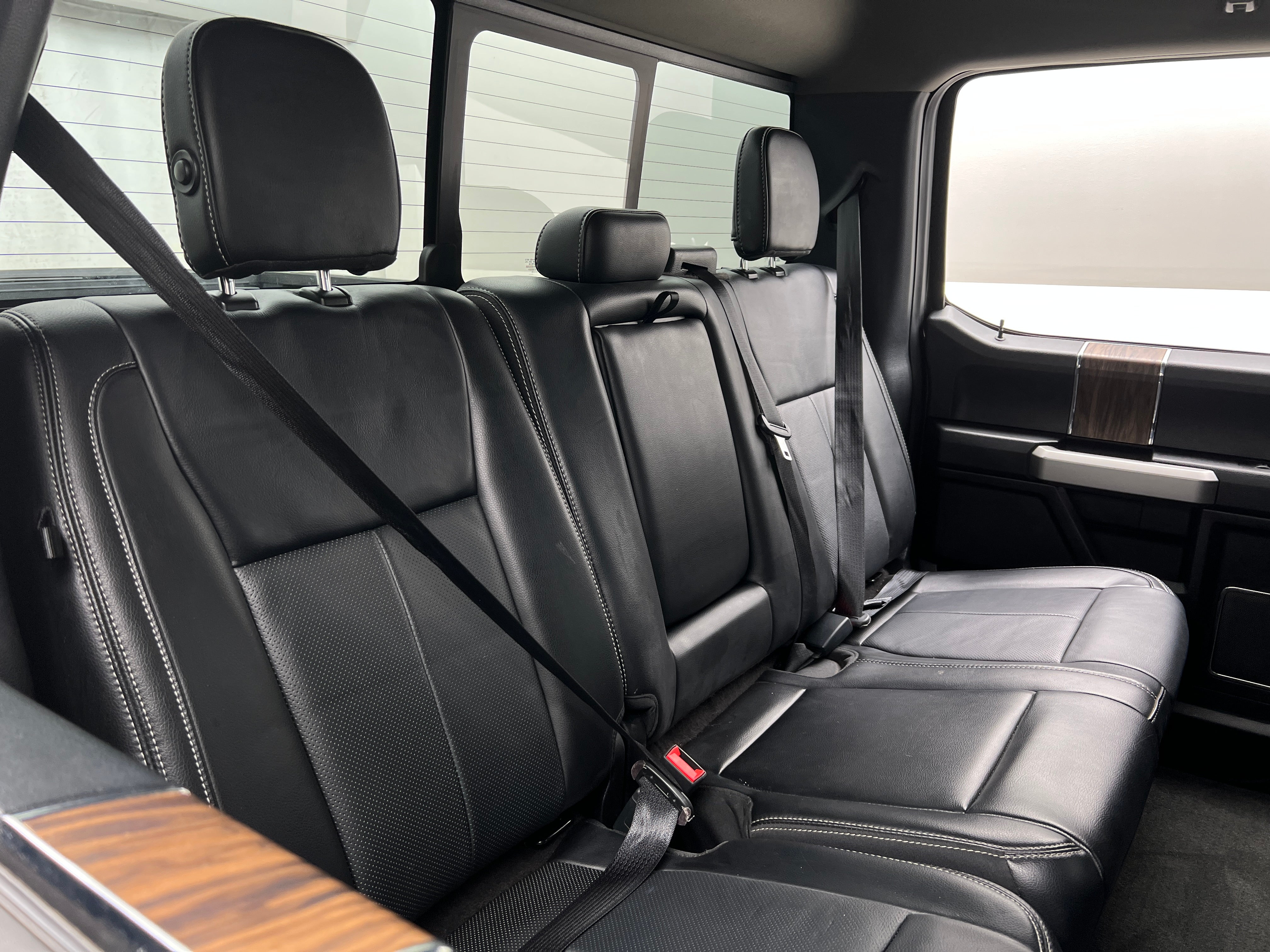 2019 Ford Econoline E-150 5