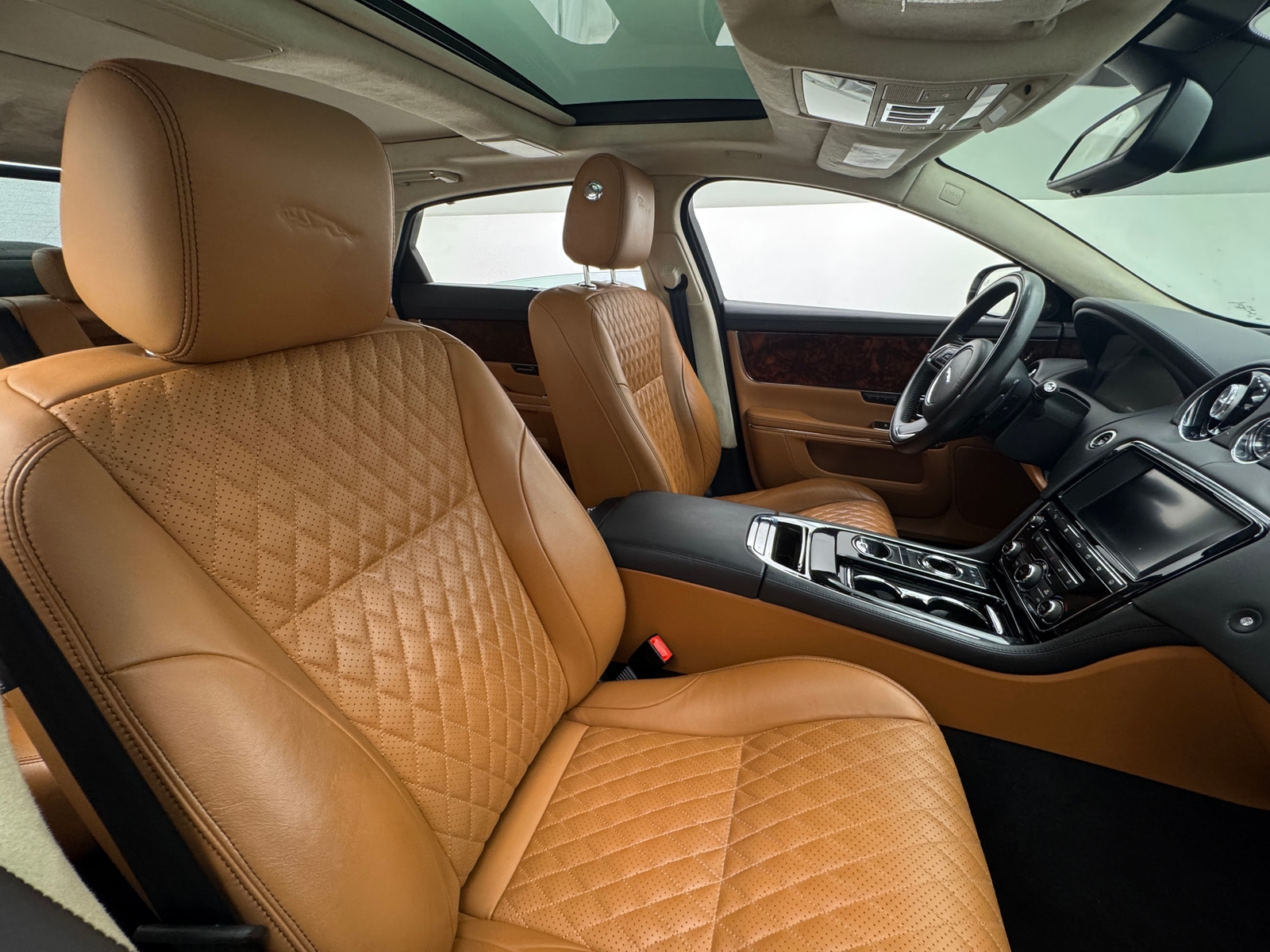 Thumbnail: 2016 Jaguar XJ - 2