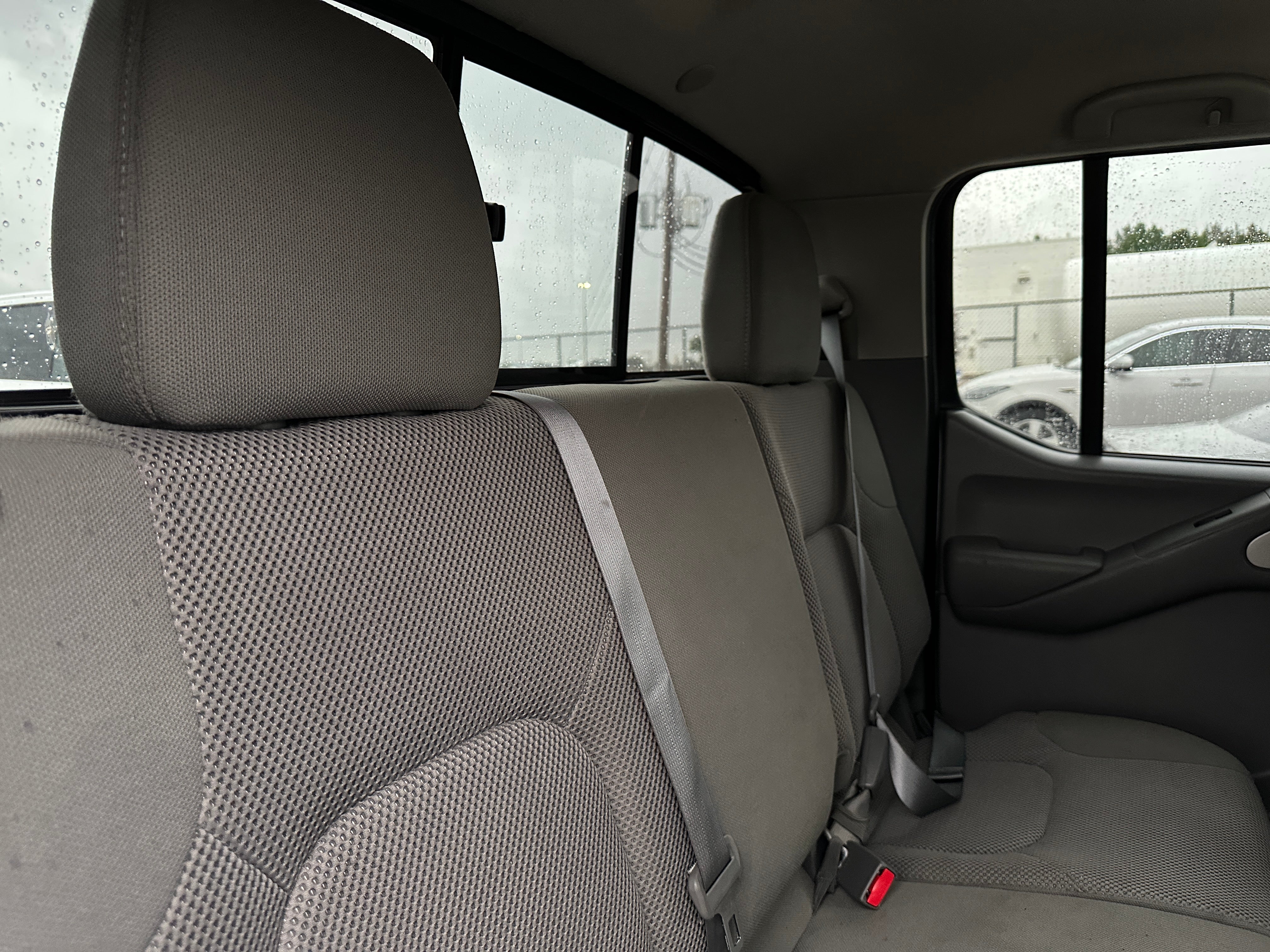 2021 Nissan Frontier SV 6