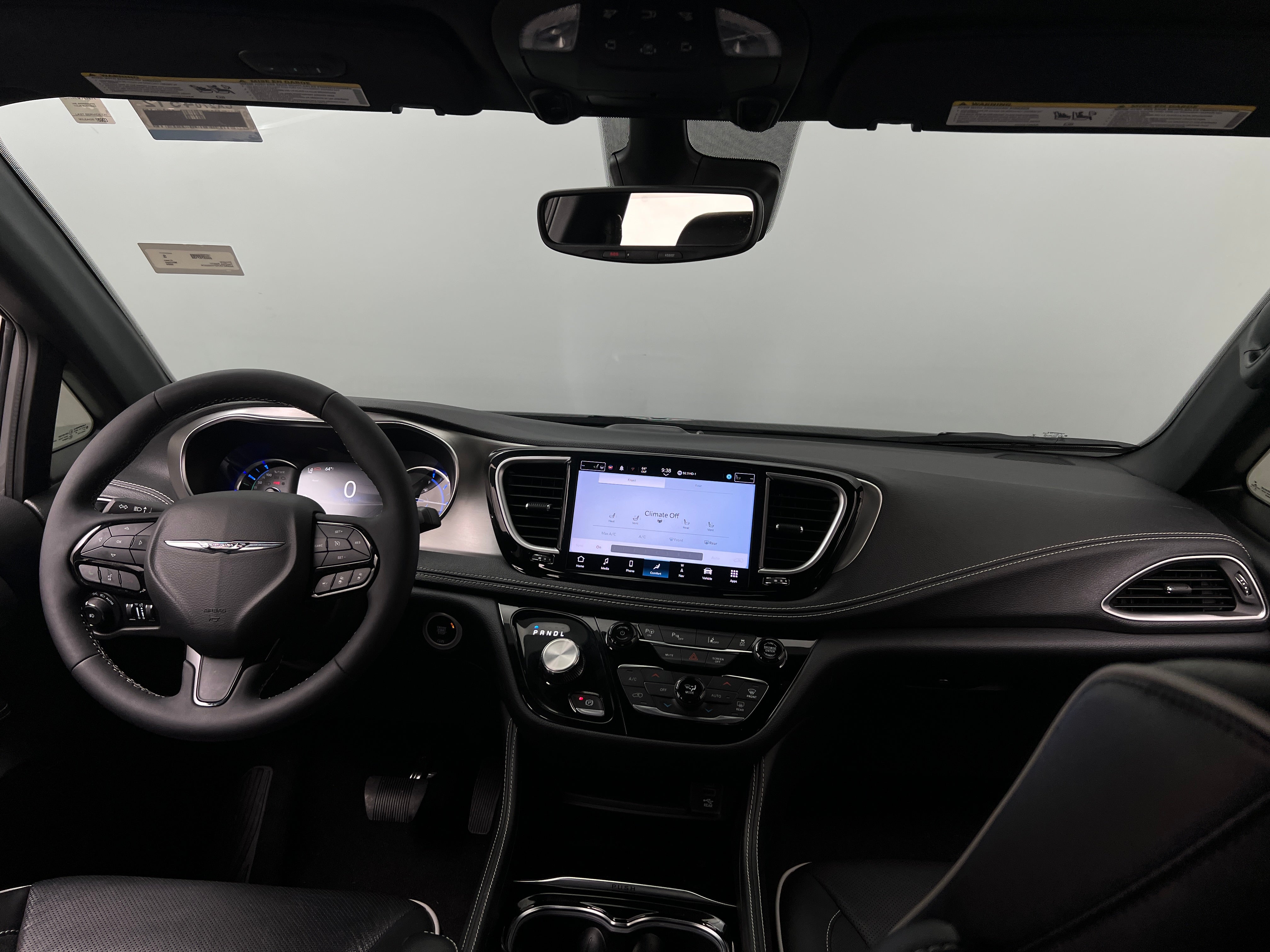 2023 Chrysler Pacifica Hybrid Limited 2