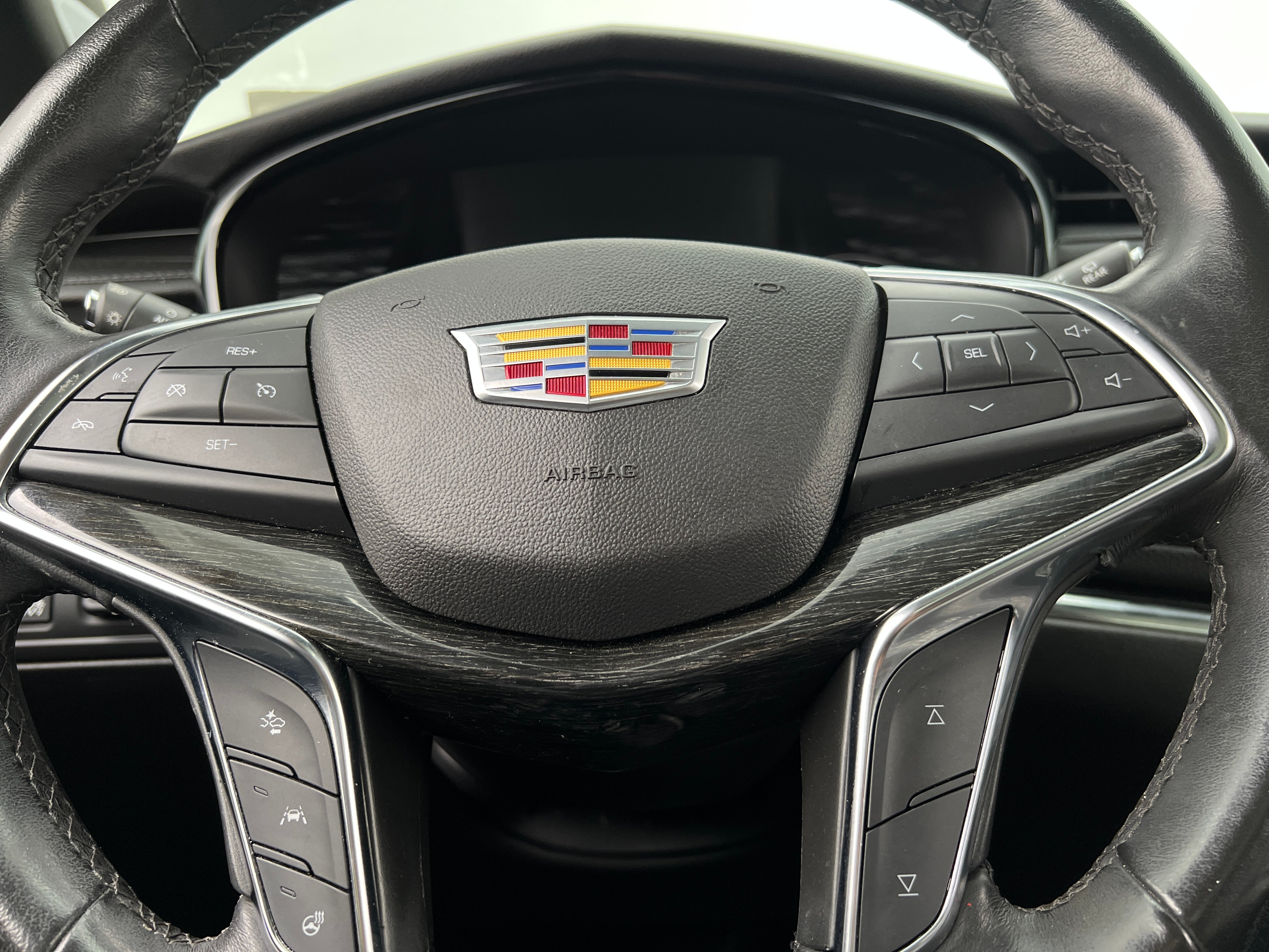 2021 Cadillac XT5 Premium Luxury 4