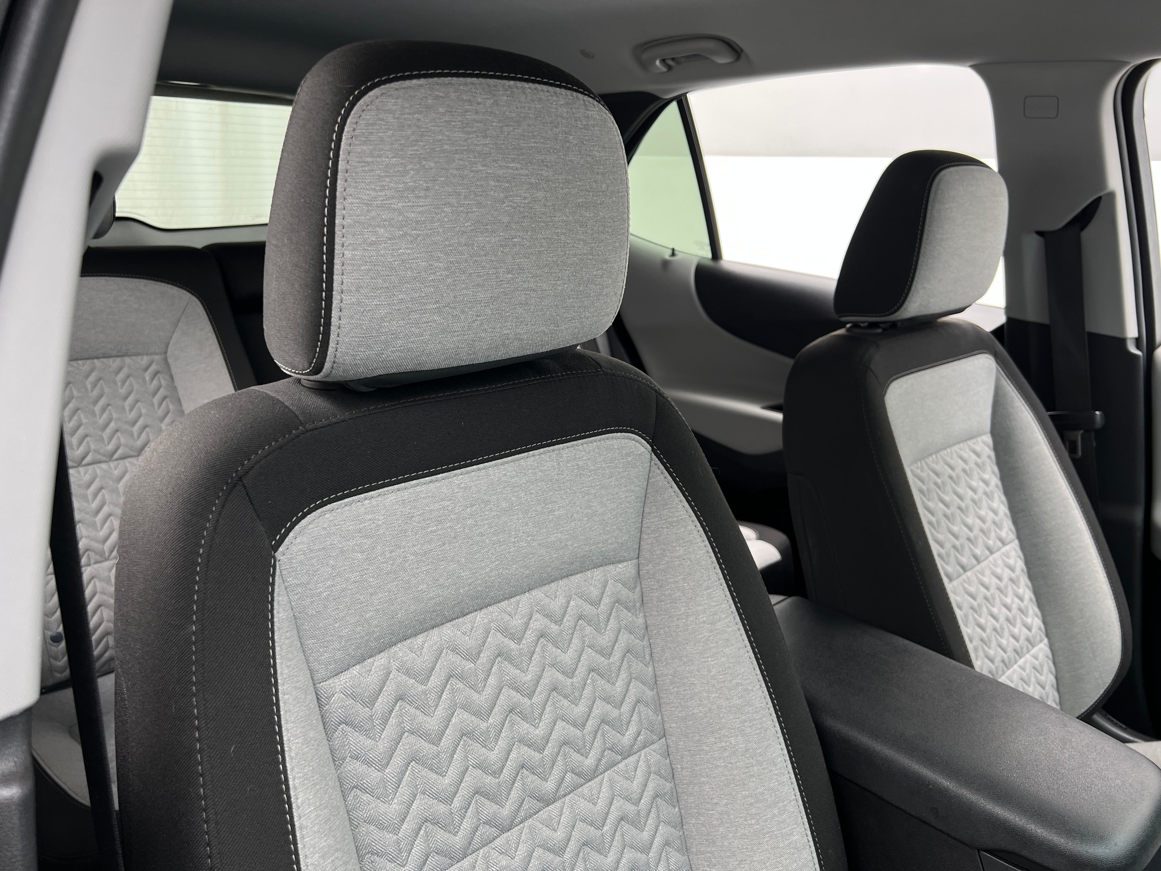2023 Chevrolet Equinox LT 2