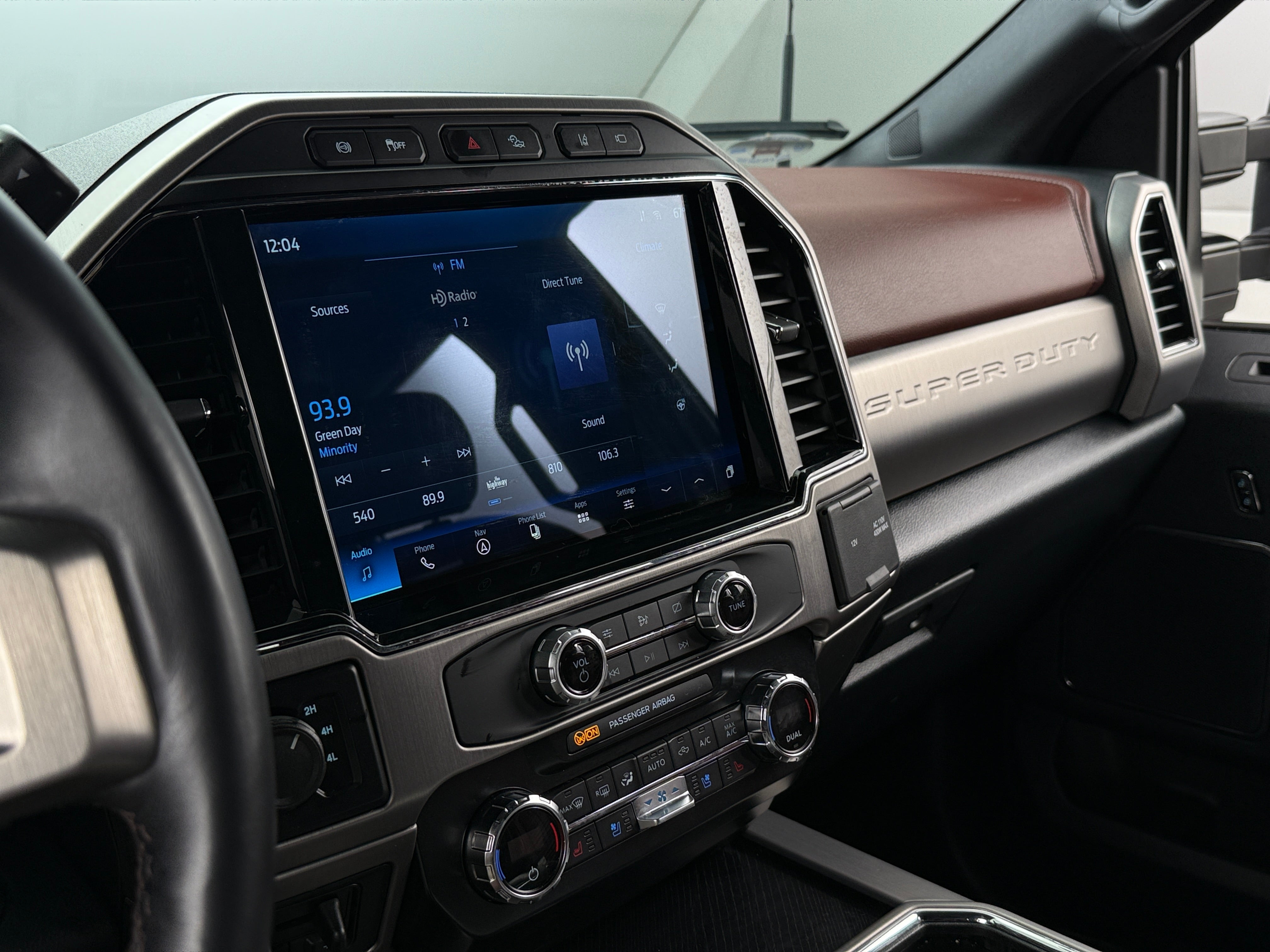 2022 Ford Econoline E-250 3