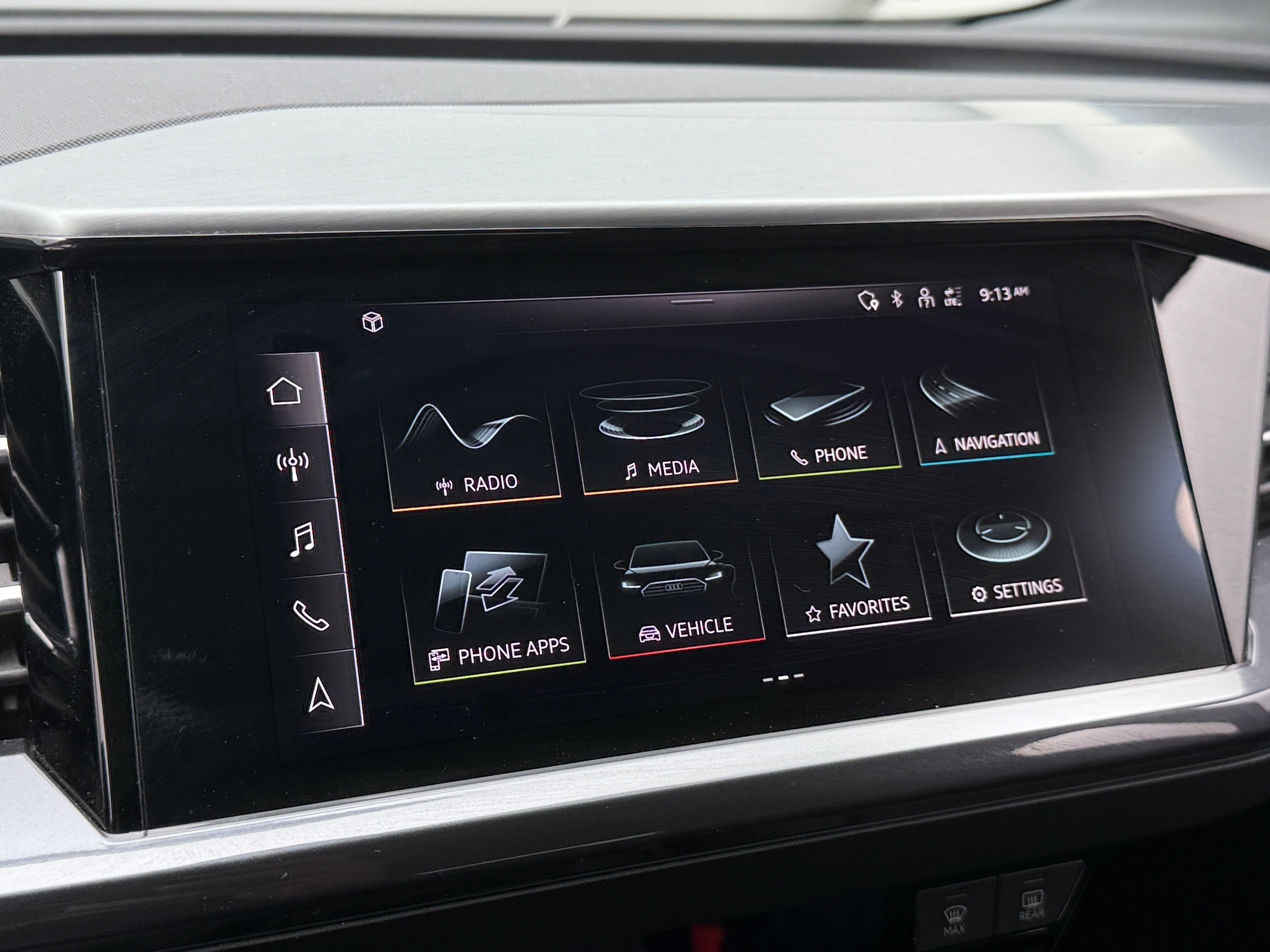 2022 Audi Q4 e-tron Premium Plus 3