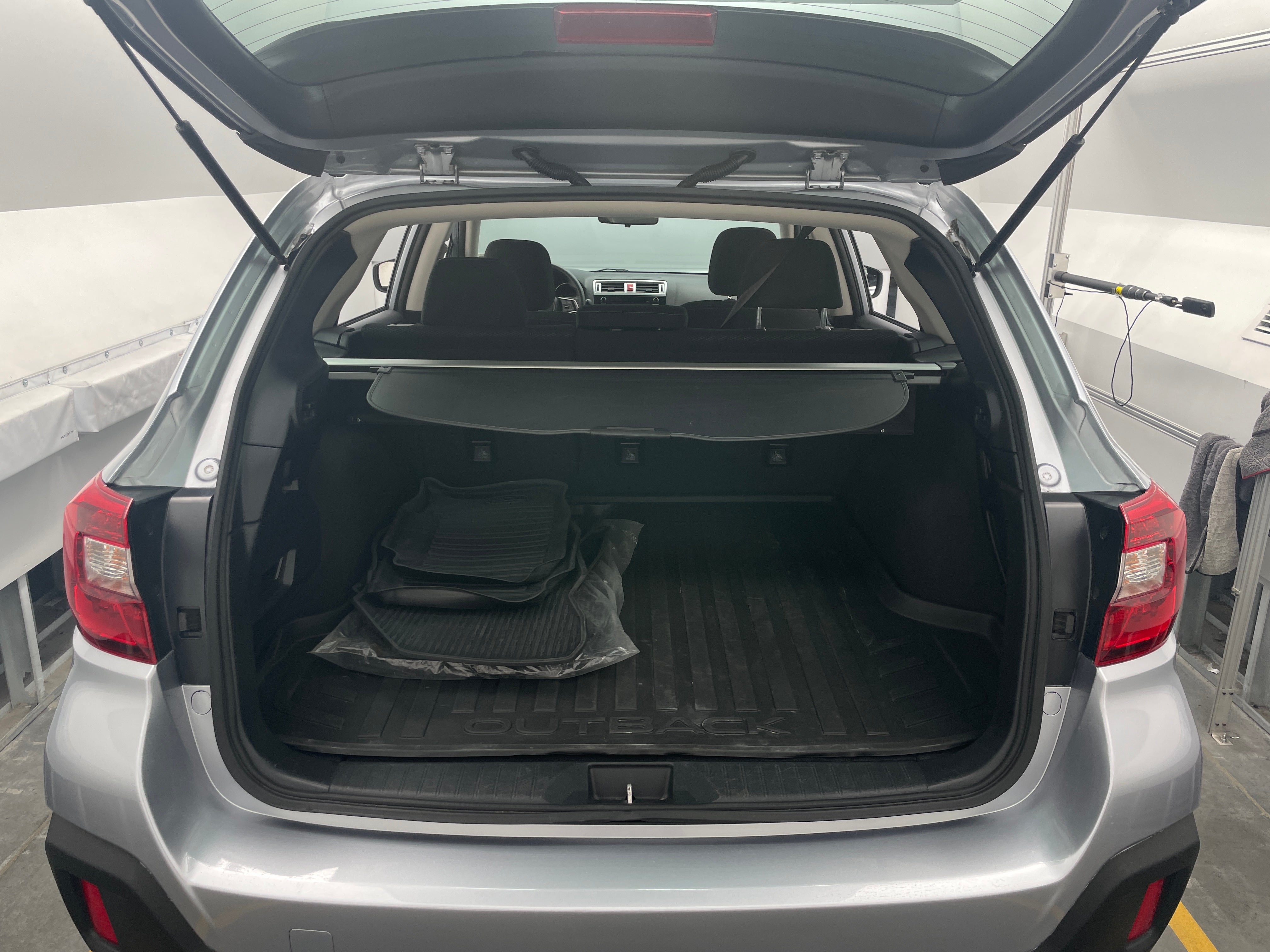 2018 Subaru Outback 2.5i 7