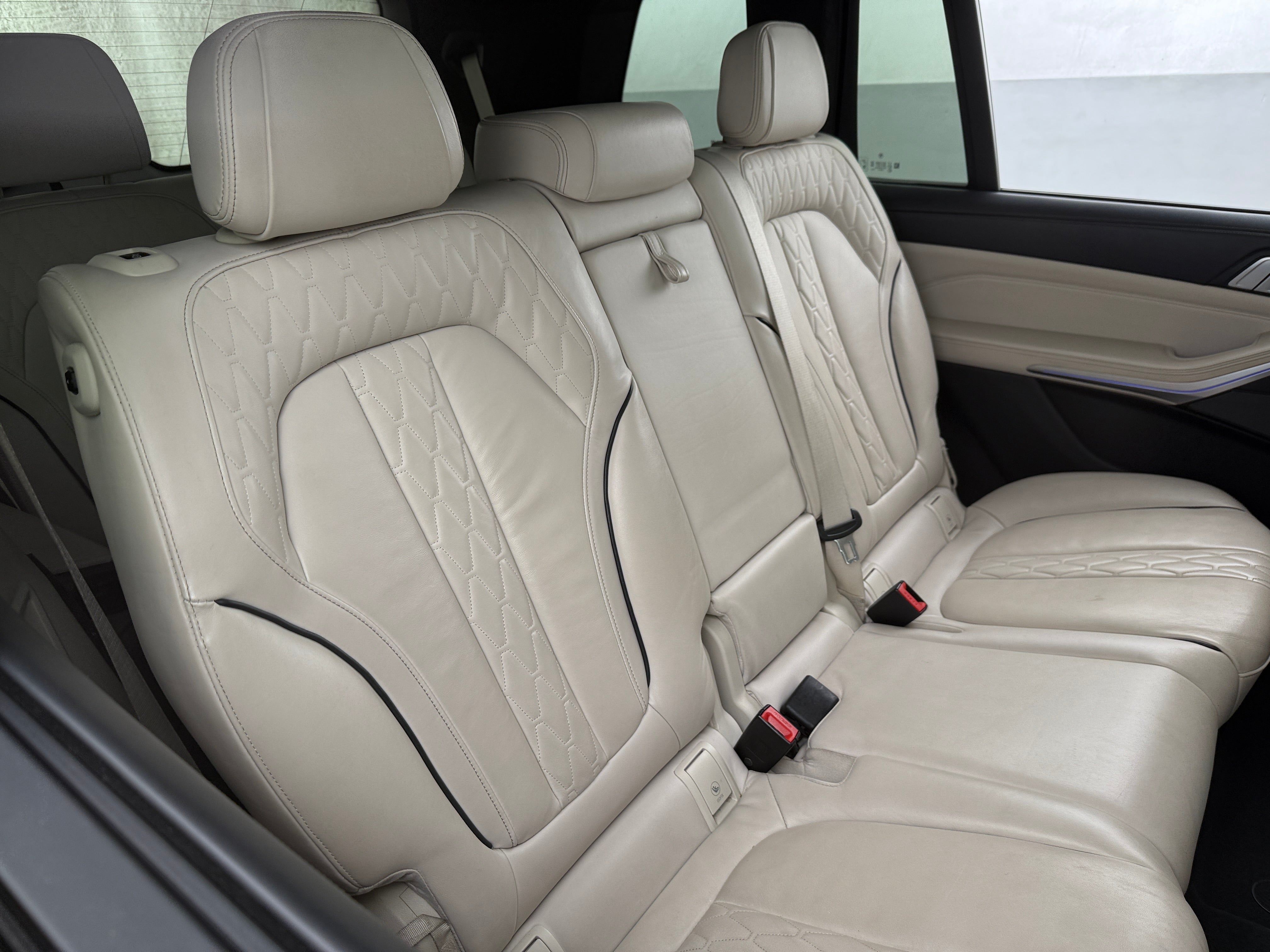 2019 BMW X7 xDrive40i 5