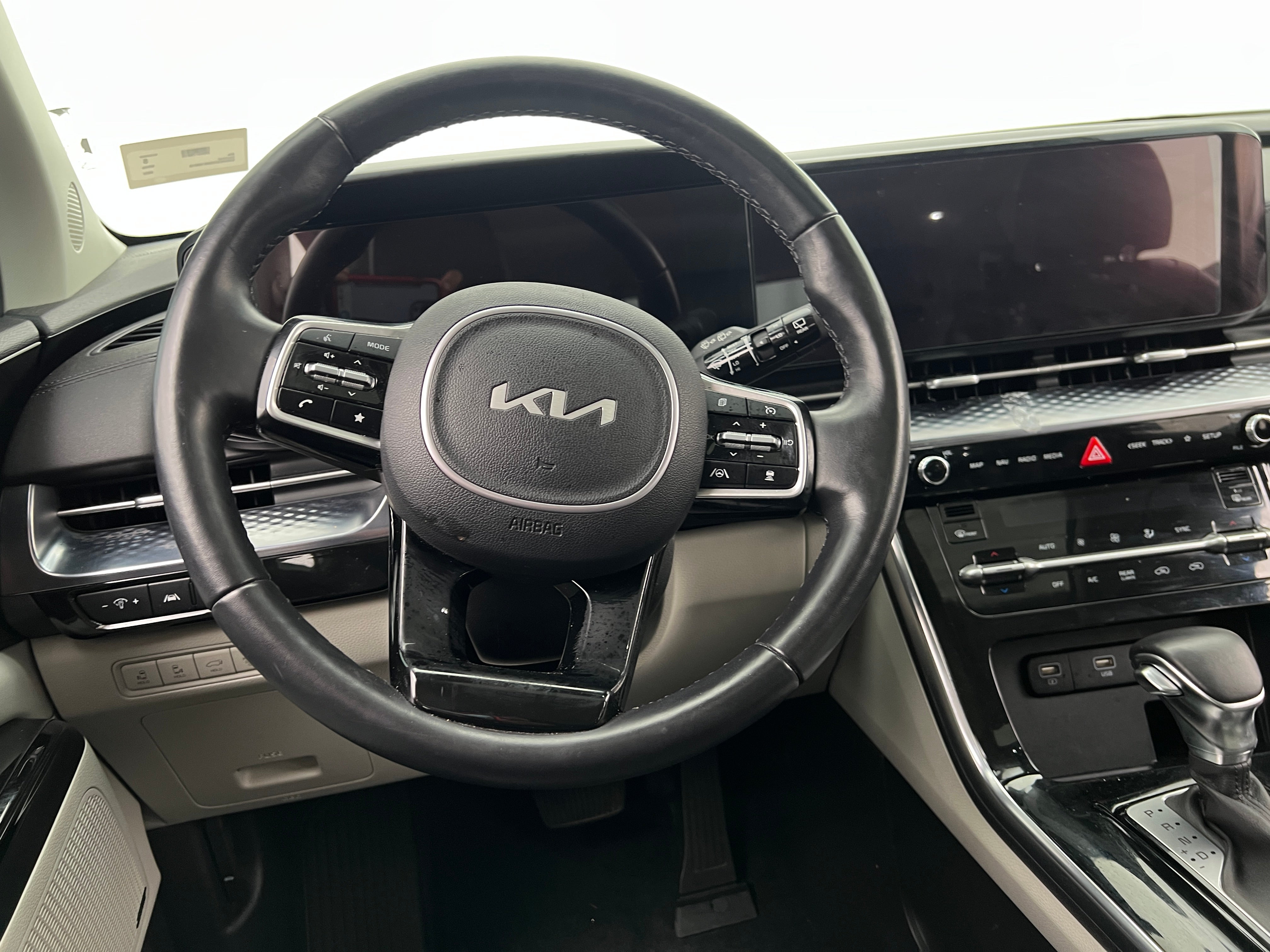 2022 Kia Carnival SX Prestige 4