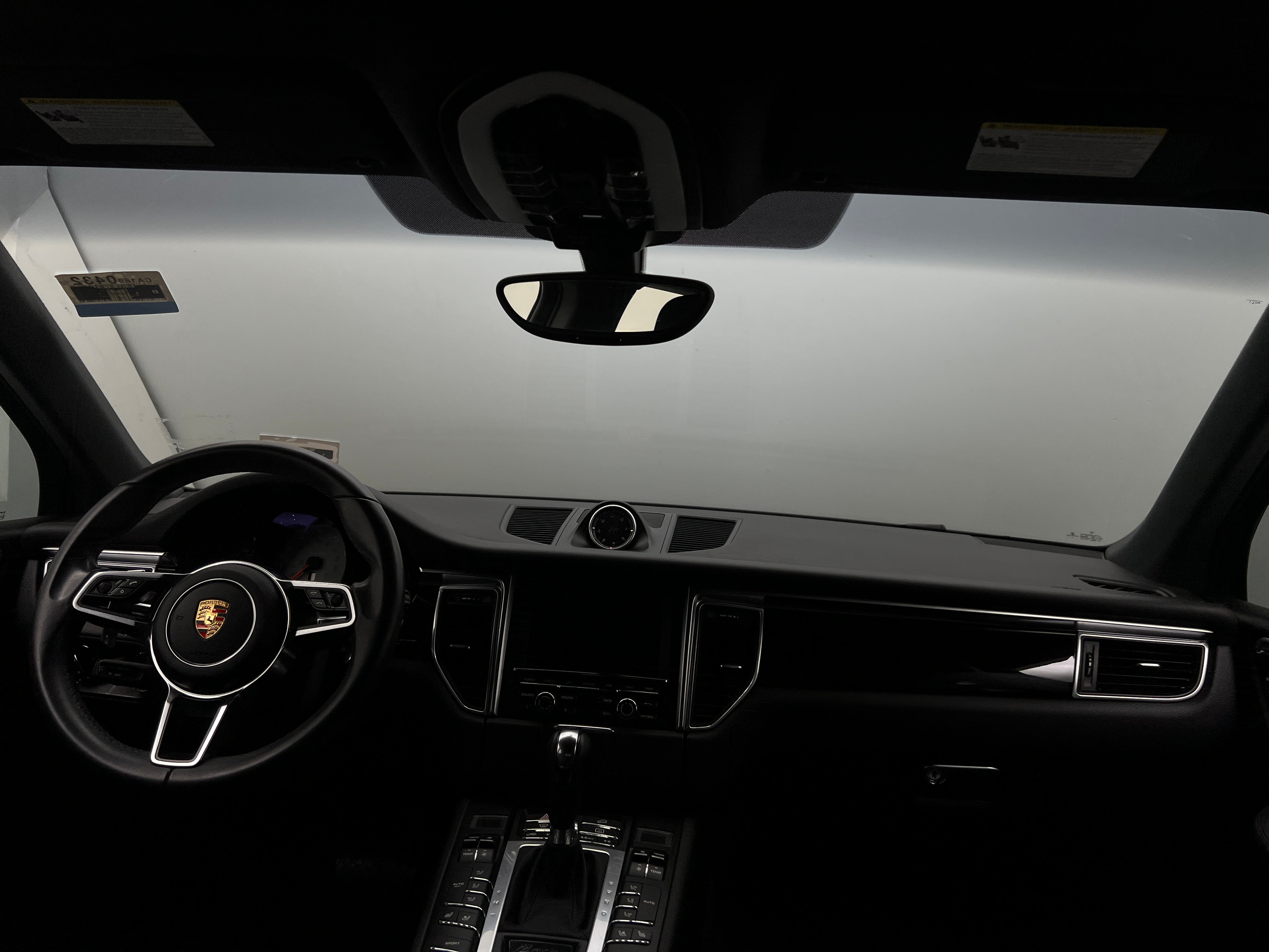 2015 Porsche Macan S 2