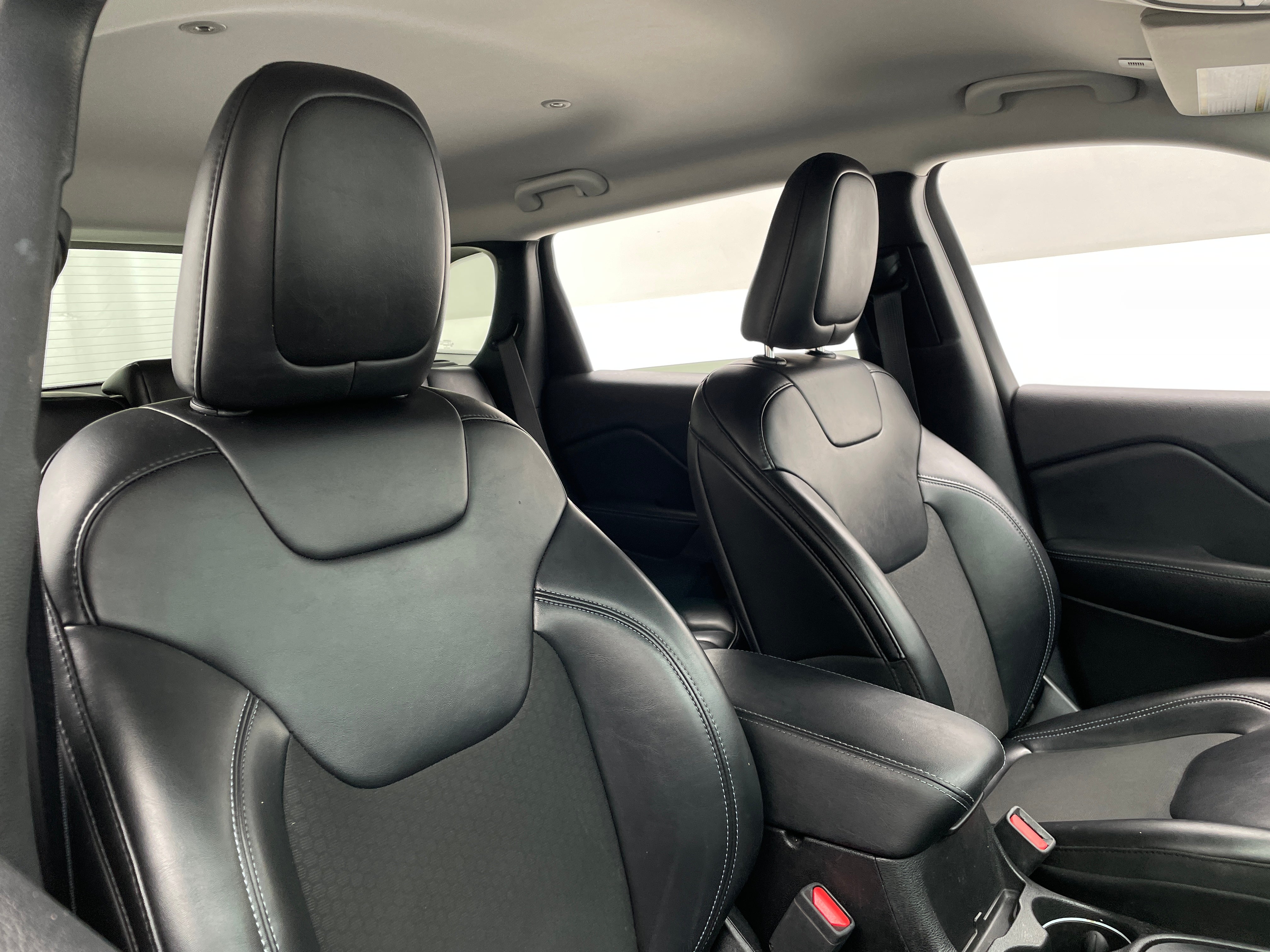 2019 Jeep Cherokee Latitude 2