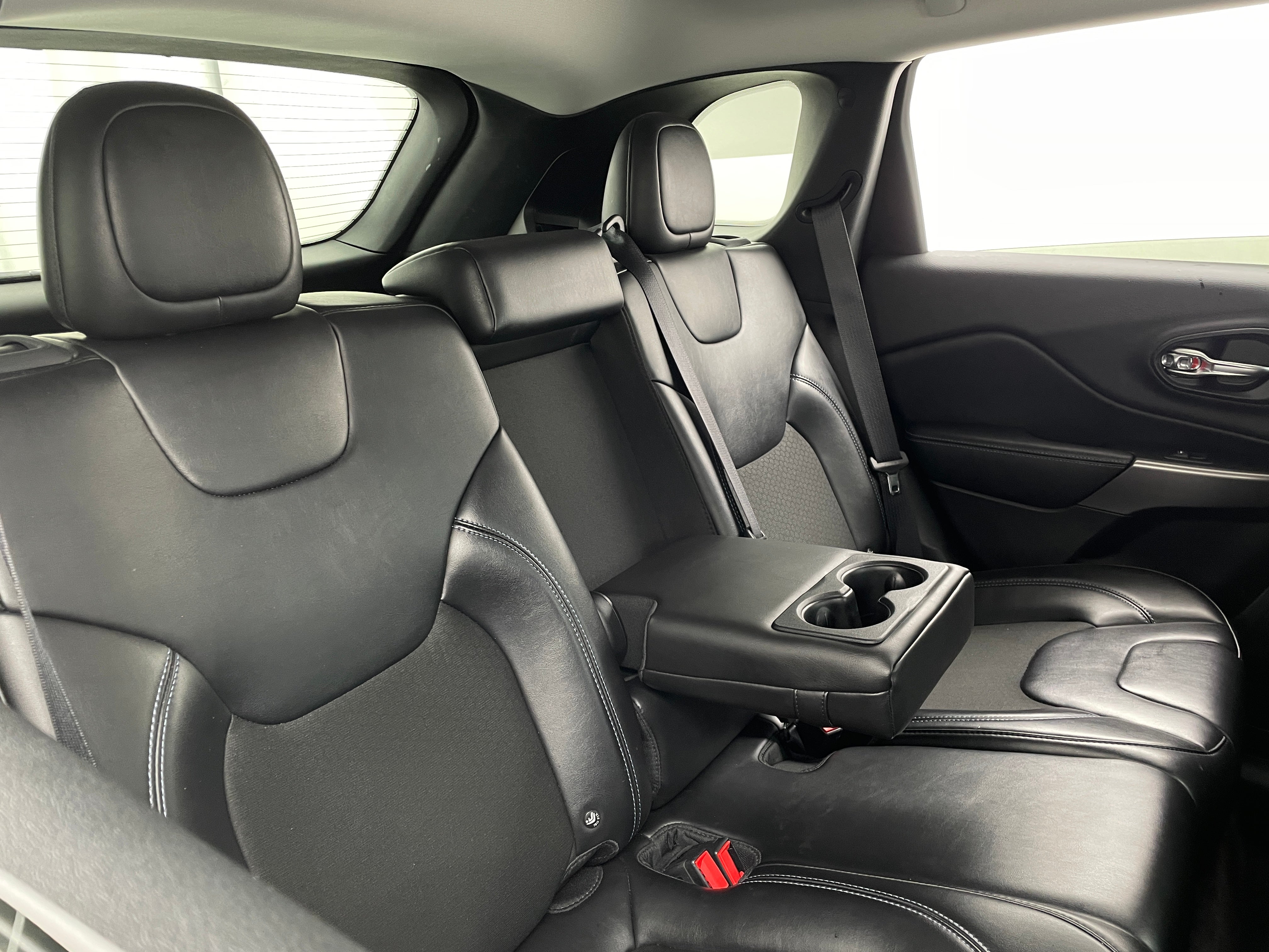 2019 Jeep Cherokee Latitude 6