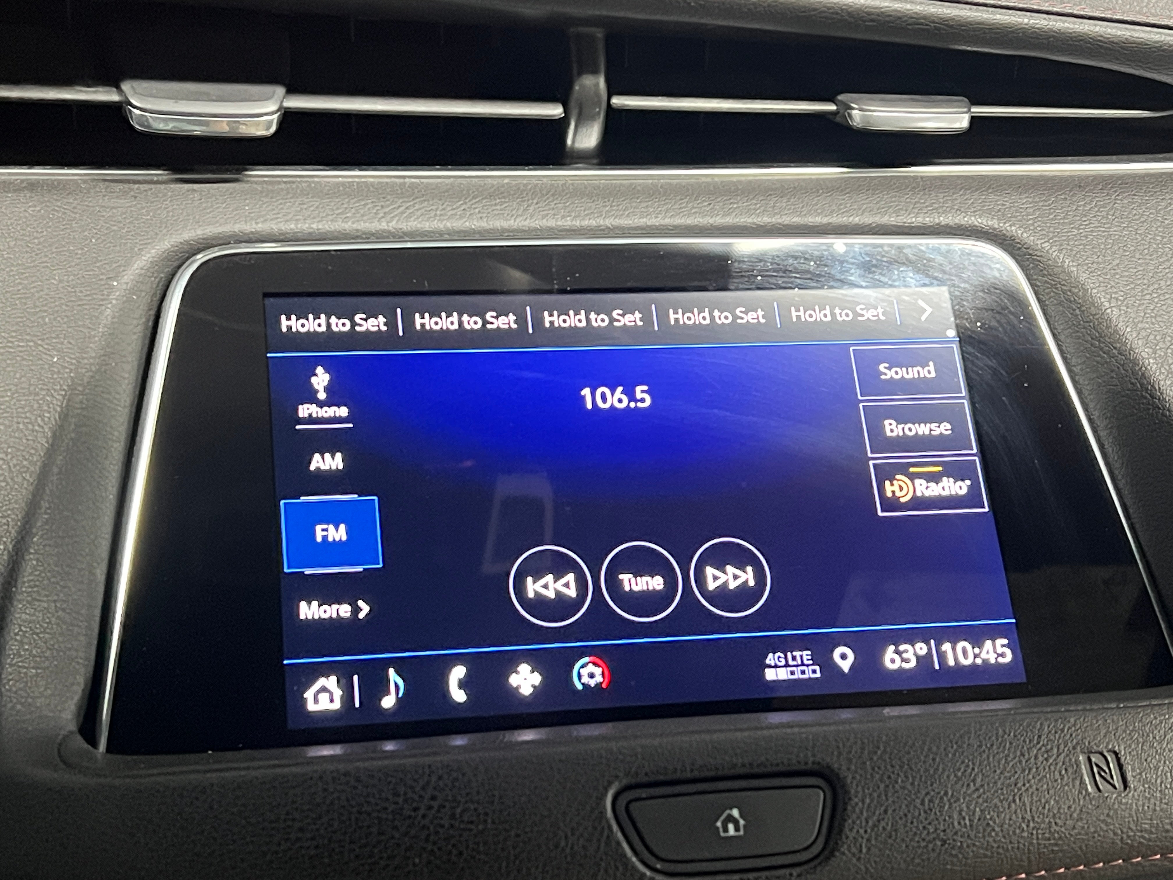 2019 Cadillac XT4 Sport 3