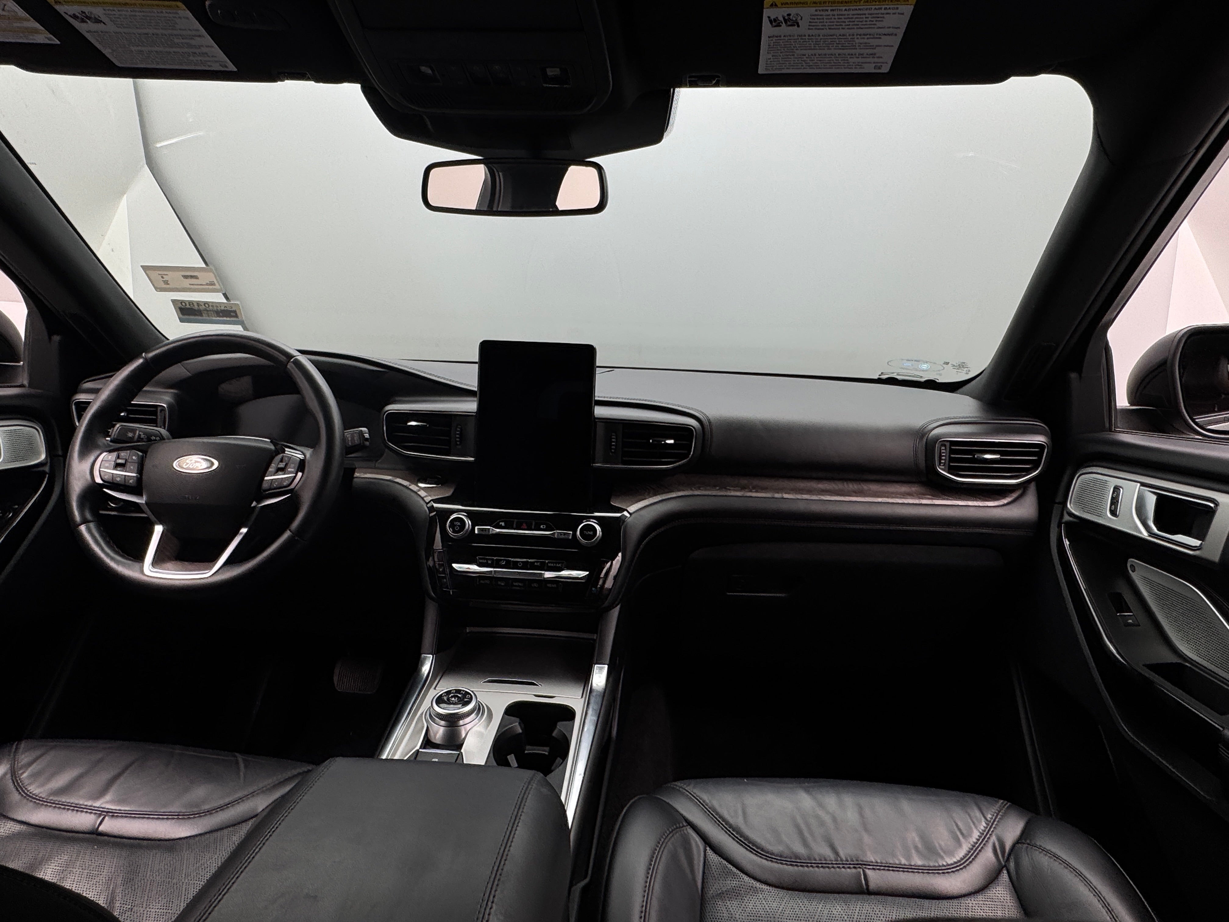2021 Ford Explorer Platinum 2