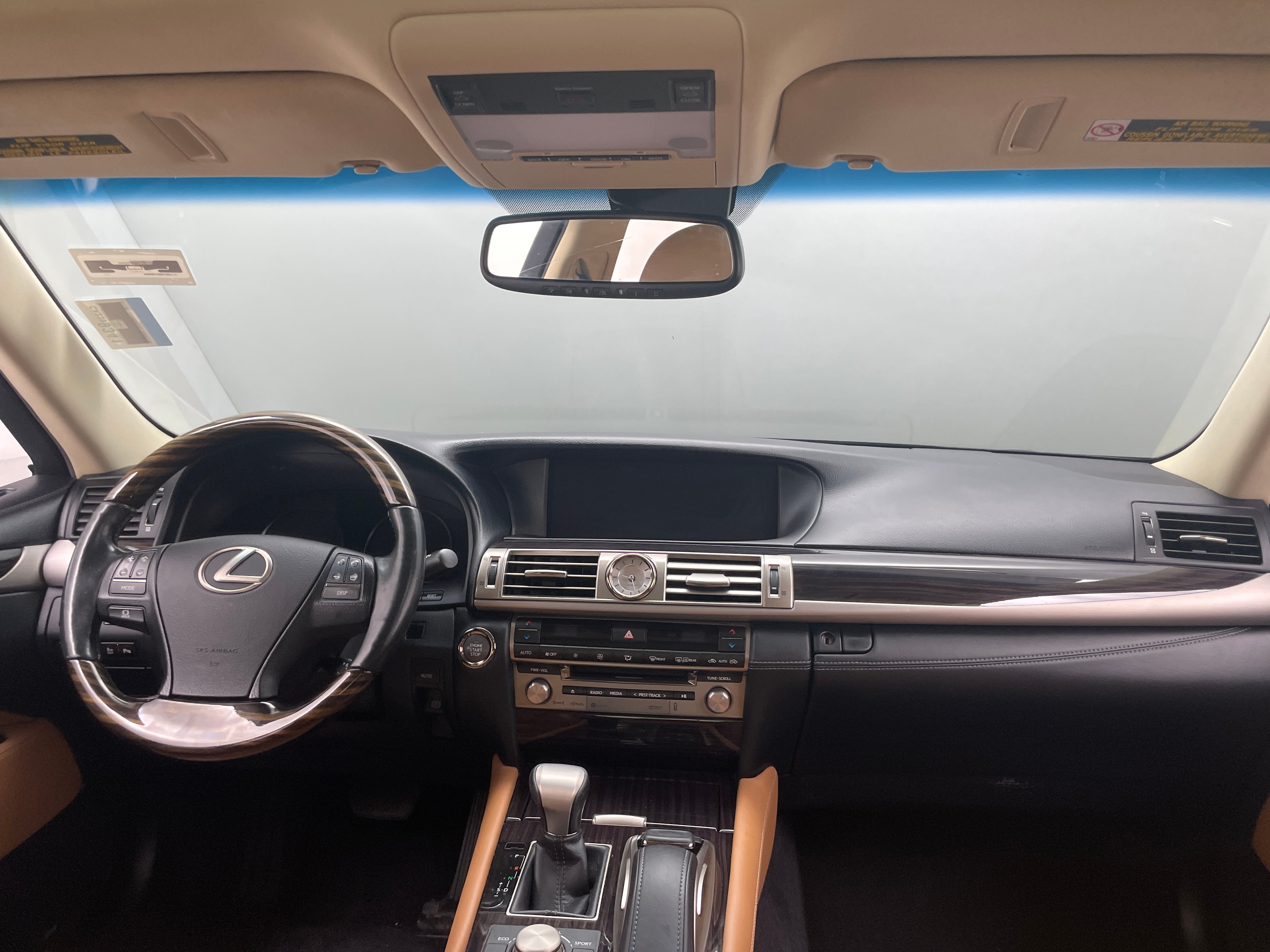 2016 Lexus LS 460 2