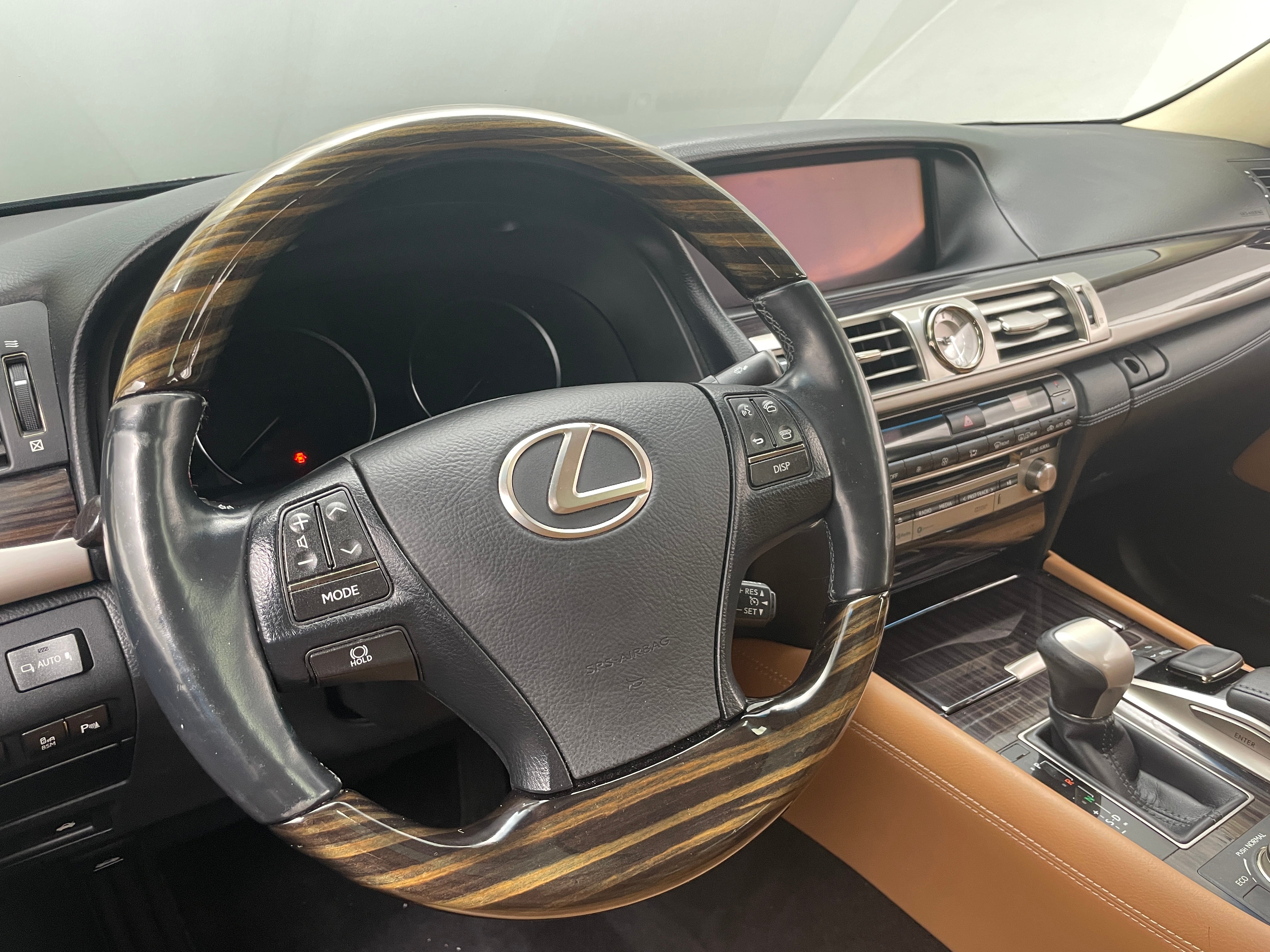 2016 Lexus LS 460 4