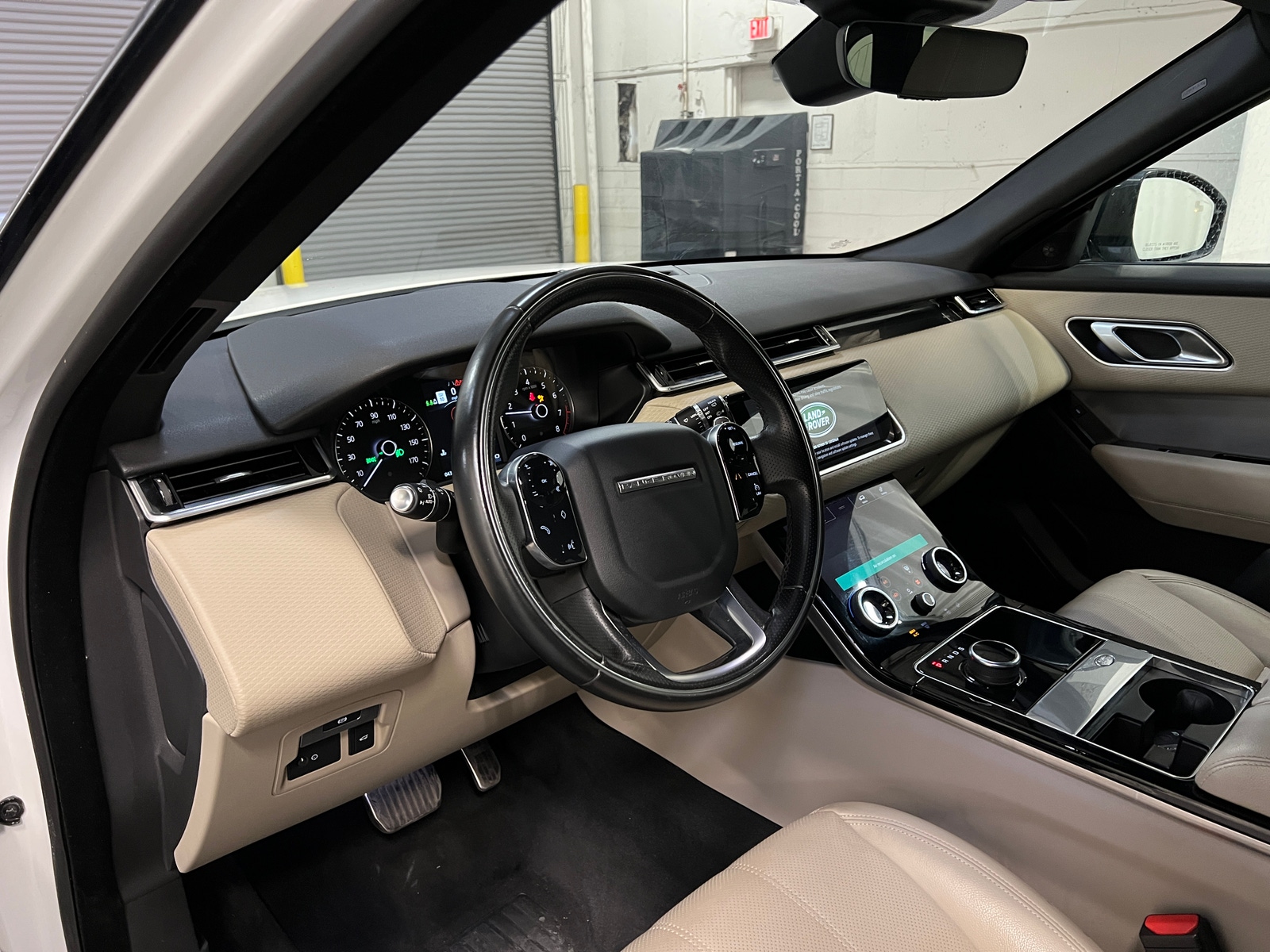 Thumbnail: 2020 Land Rover Range Rover Velar - 2